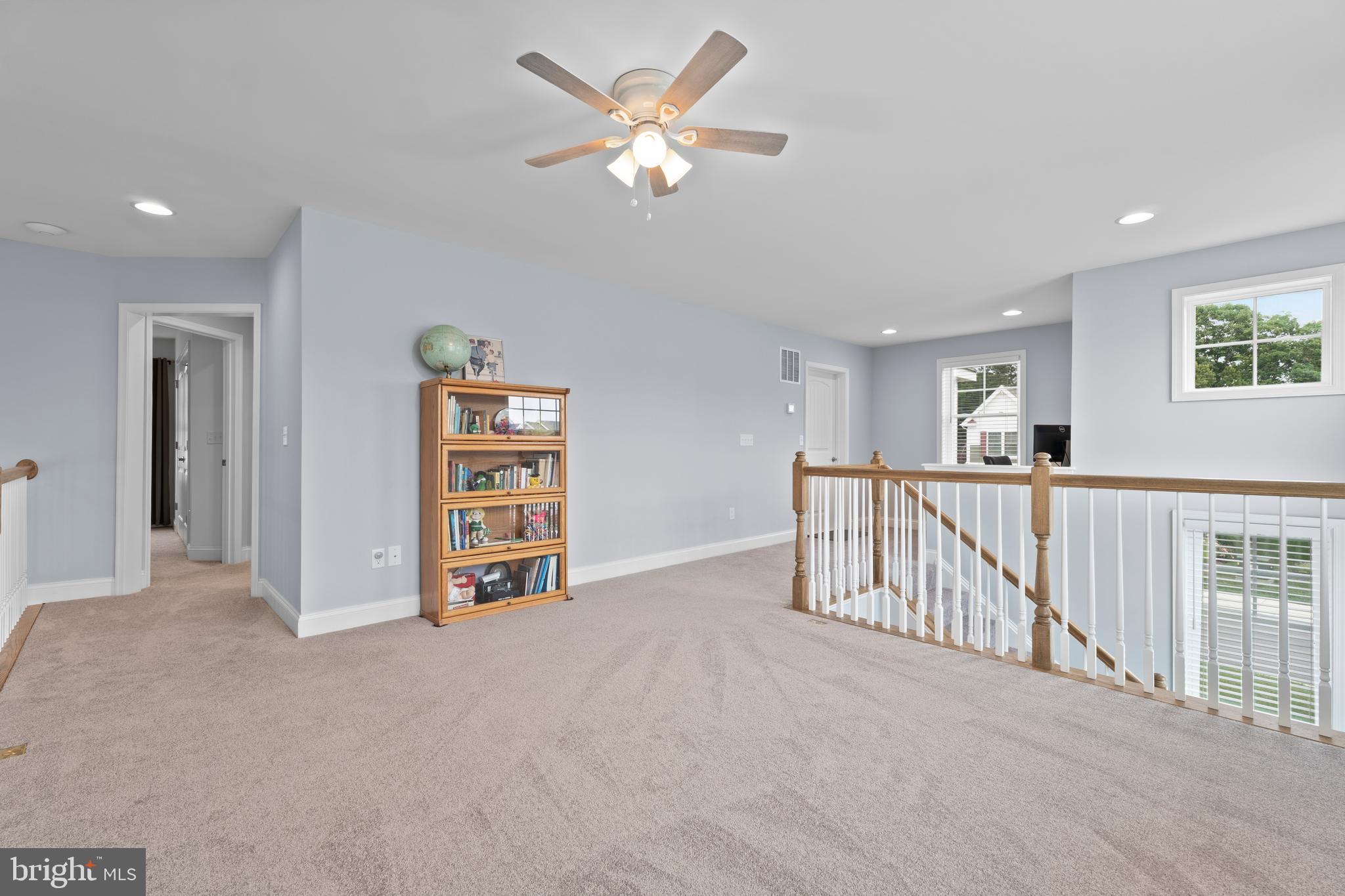 PENINSULA - Residential