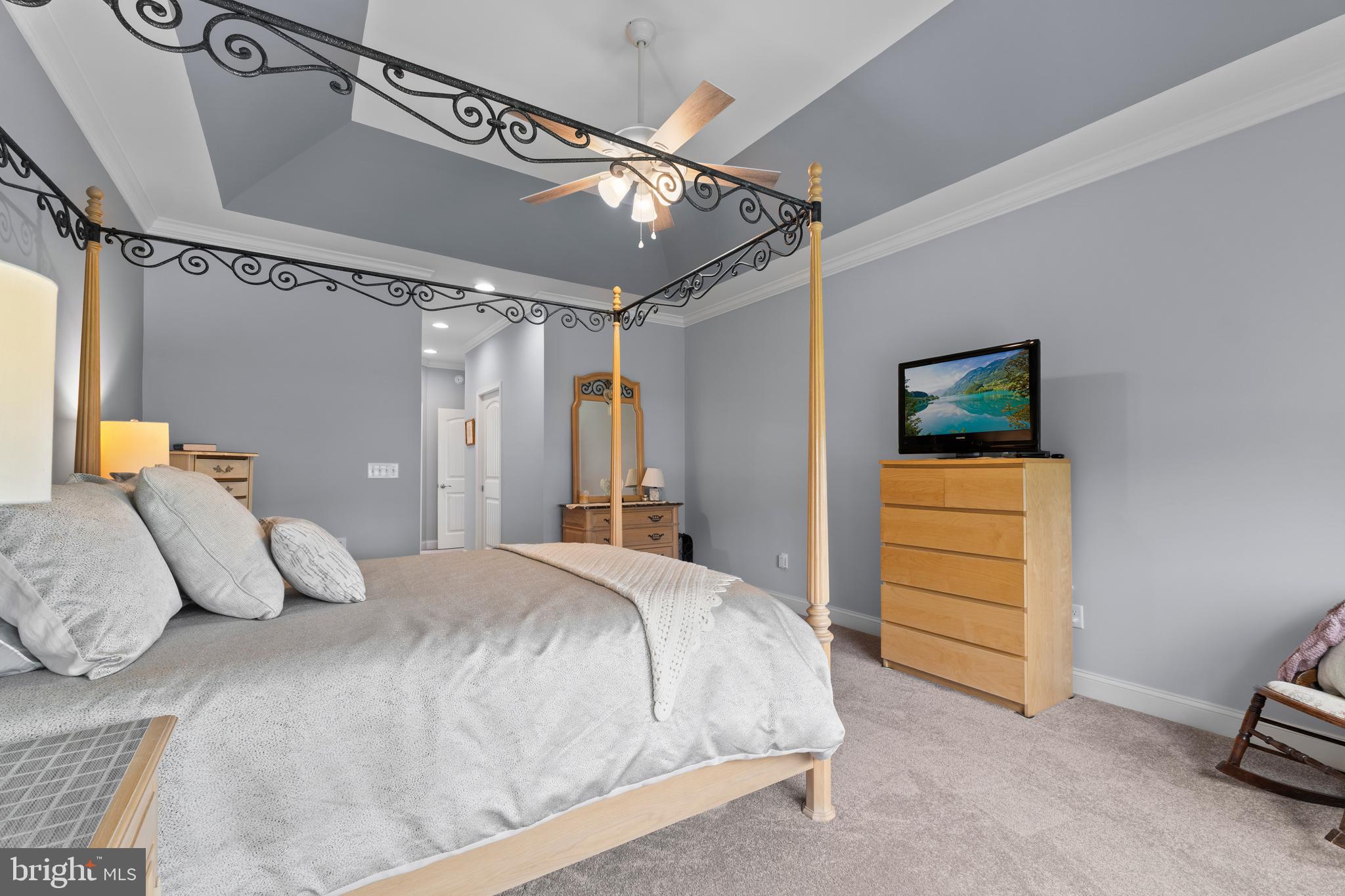 PENINSULA - Residential