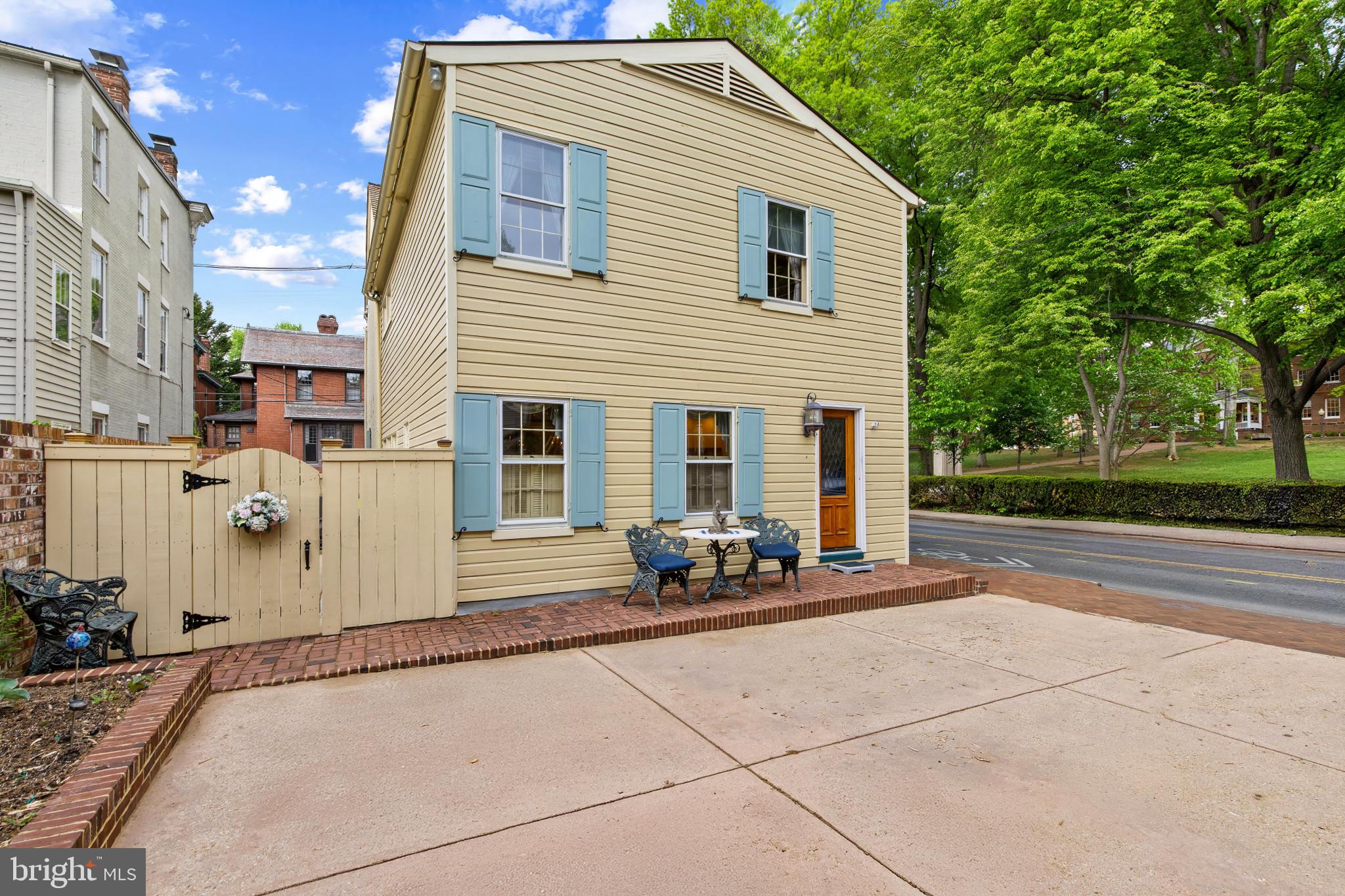 ANNAPOLIS - Residential