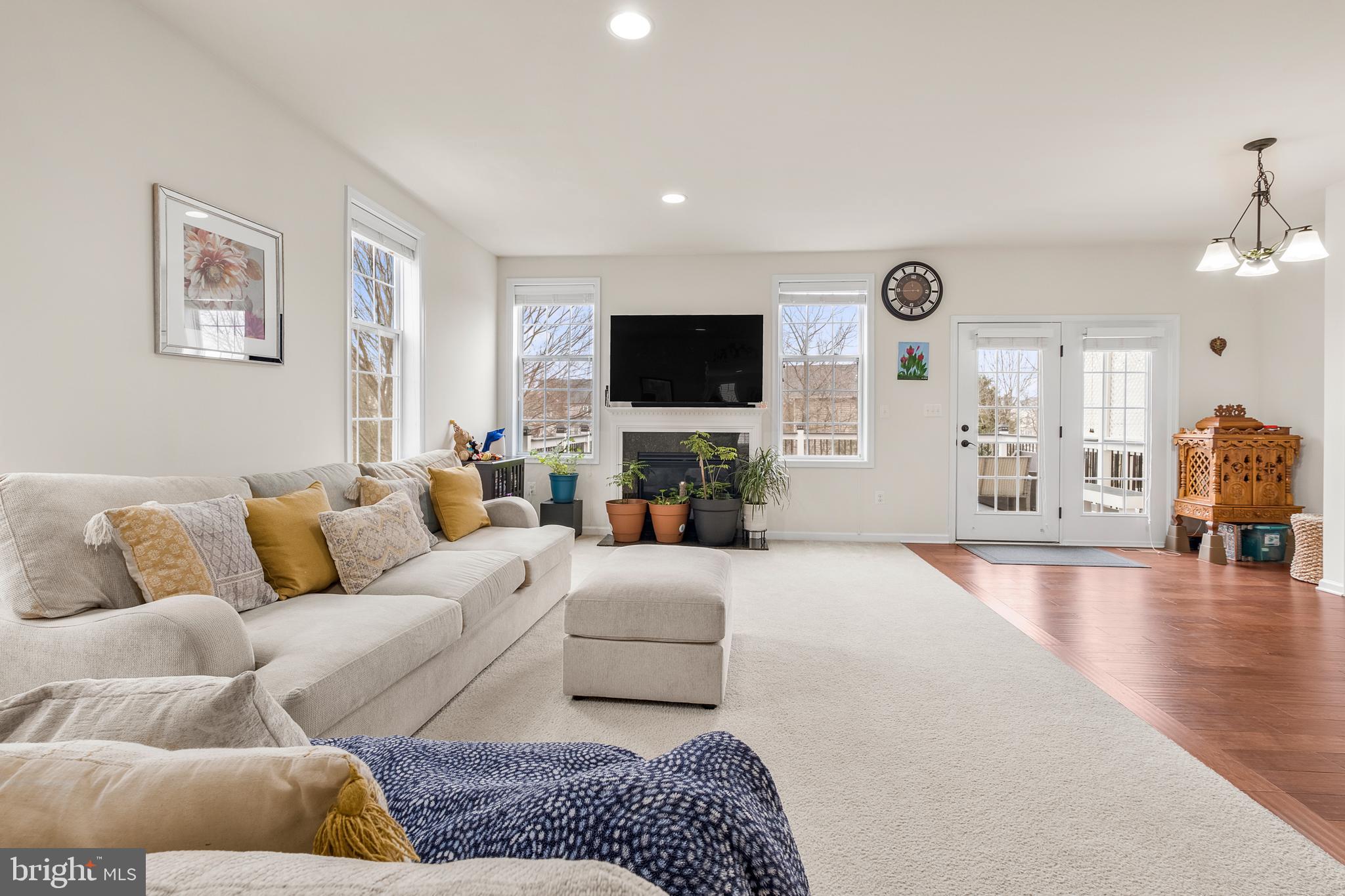 LOUDOUN VALLEY - Residential