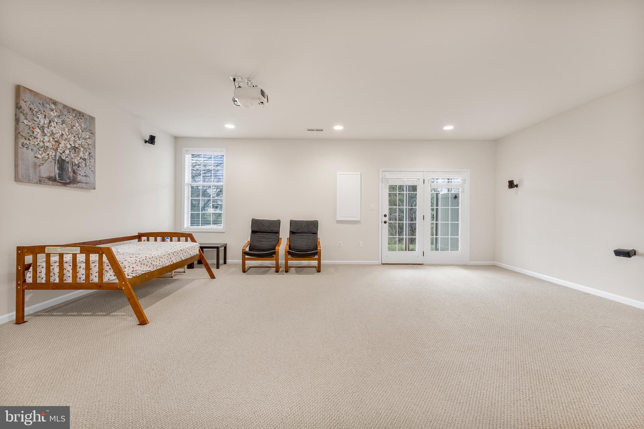 LOUDOUN VALLEY - Residential
