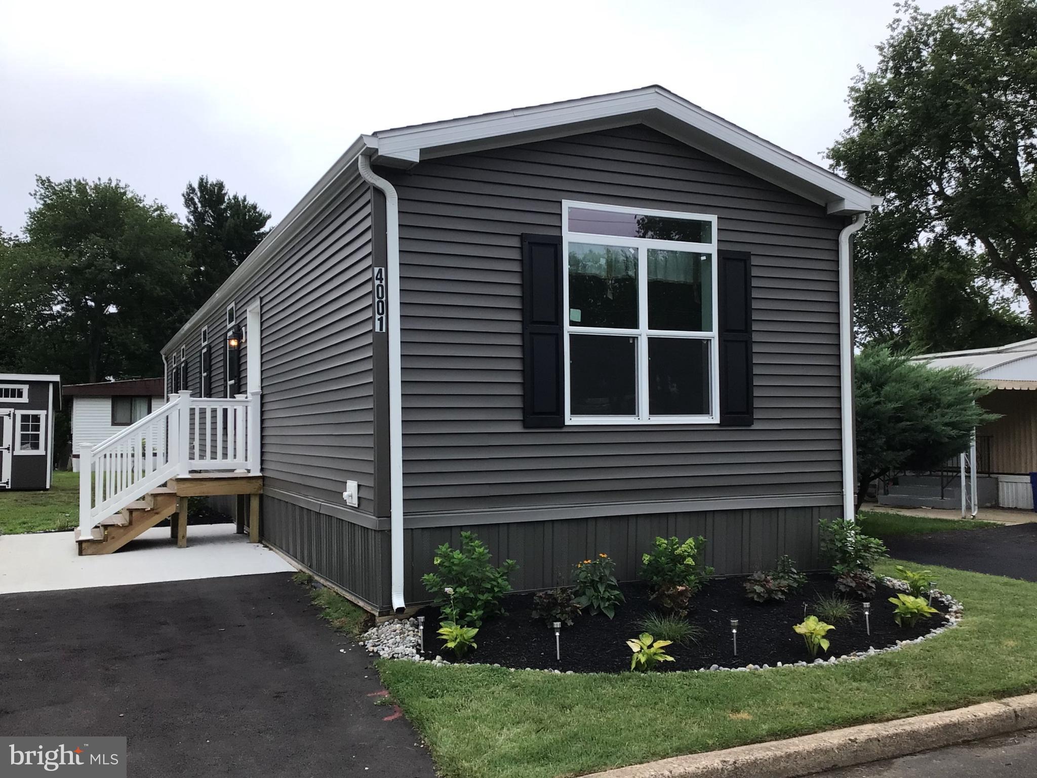 PENNWOOD CROSSING - Residential