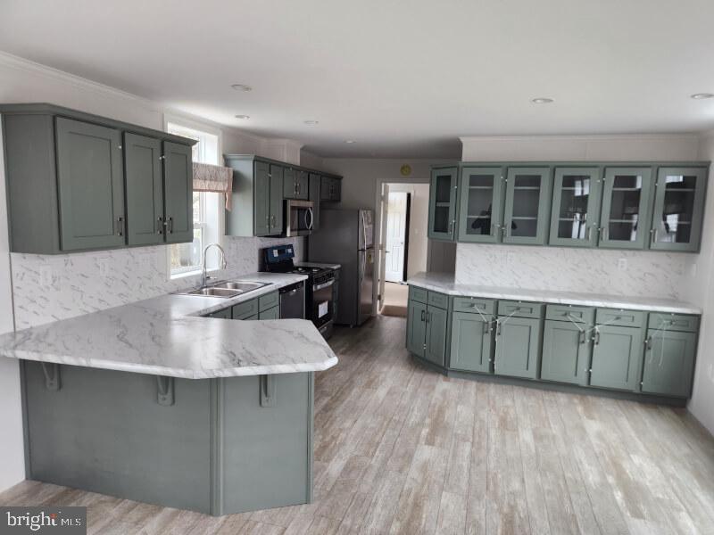 PENNWOOD CROSSING - Residential