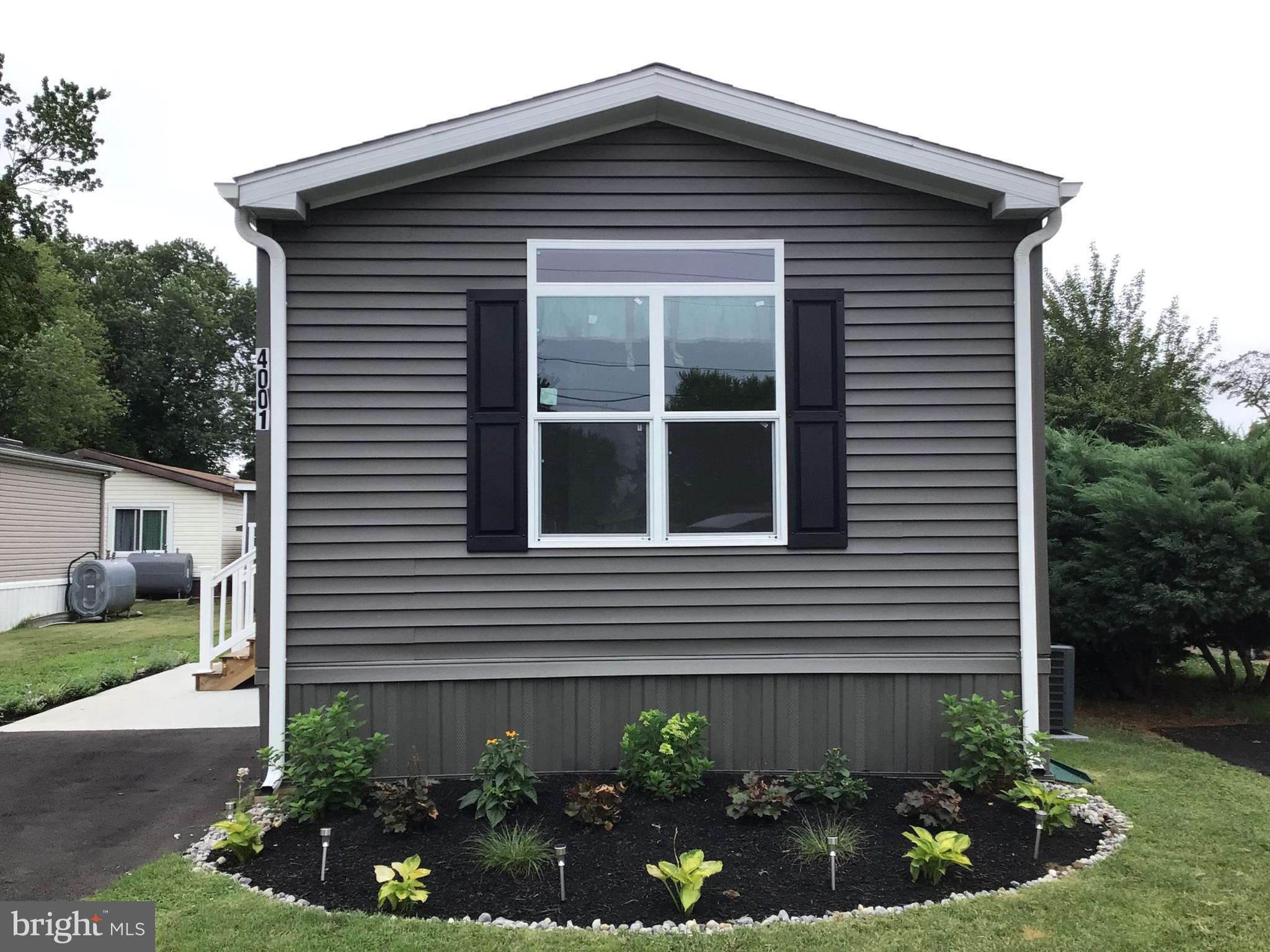 PENNWOOD CROSSING - Residential