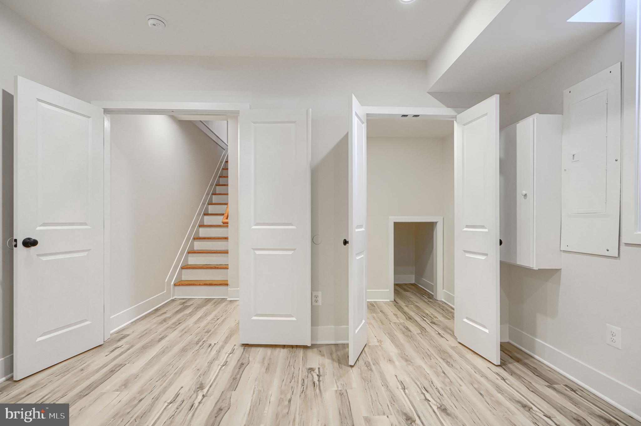 BUTCHERS HILL - Residential