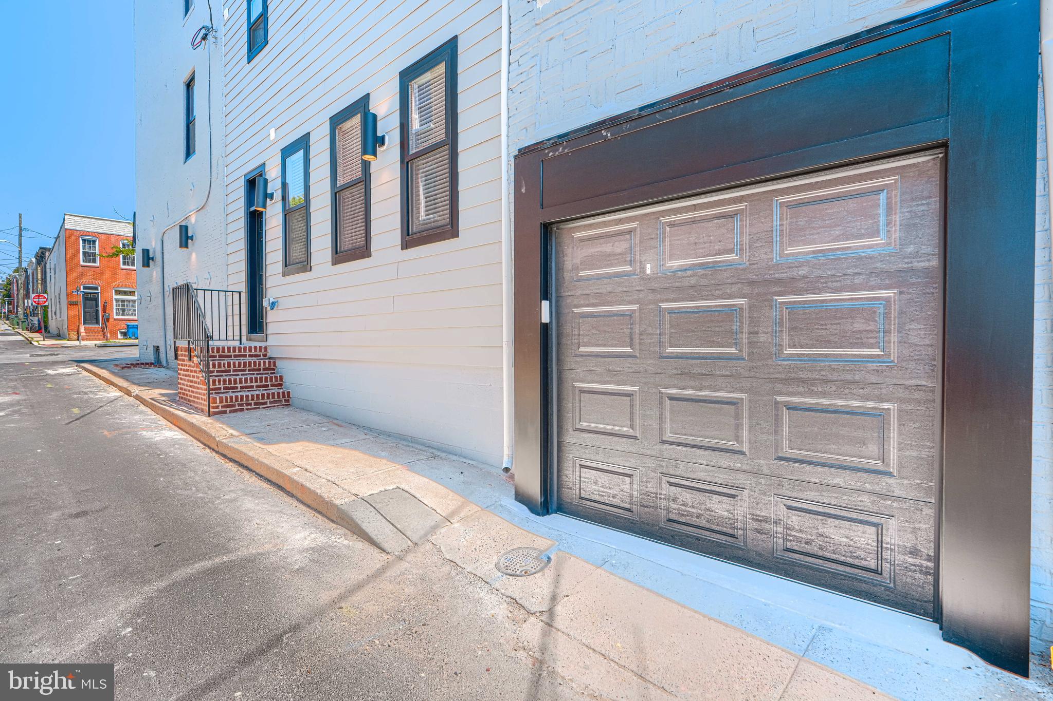 BUTCHERS HILL - Residential