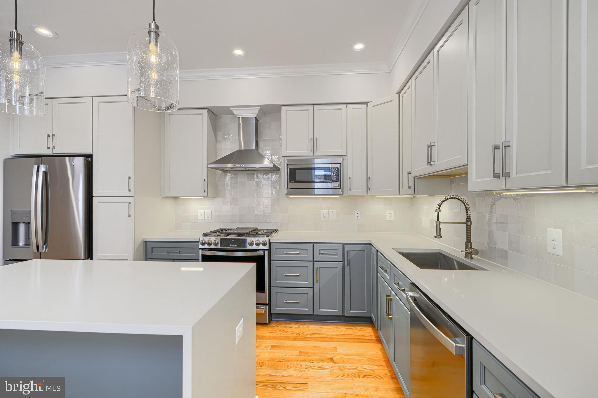 BUTCHERS HILL - Residential