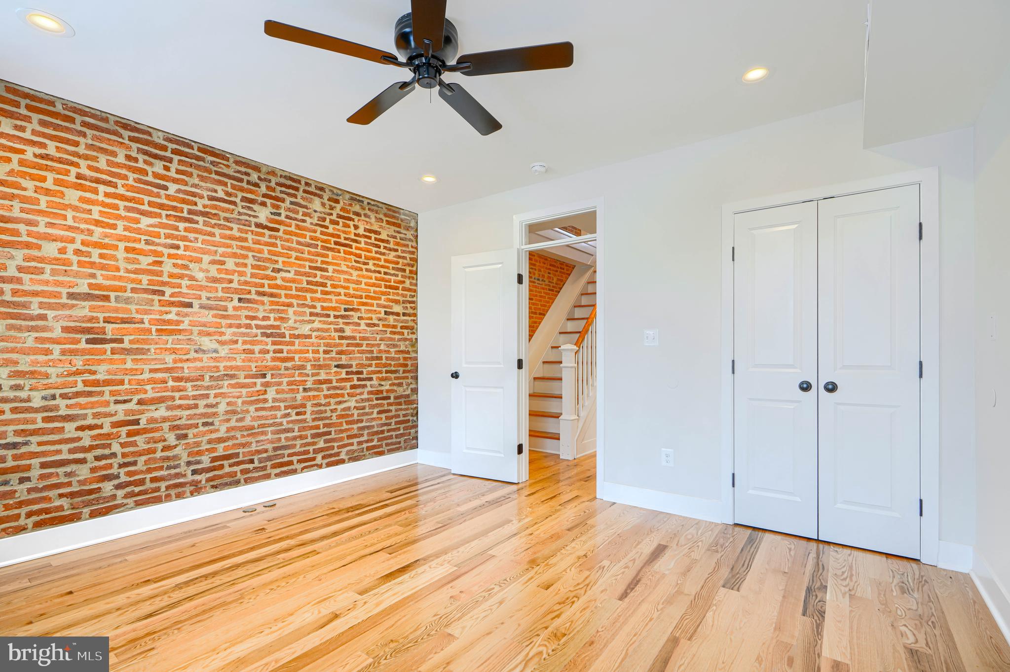 BUTCHERS HILL - Residential