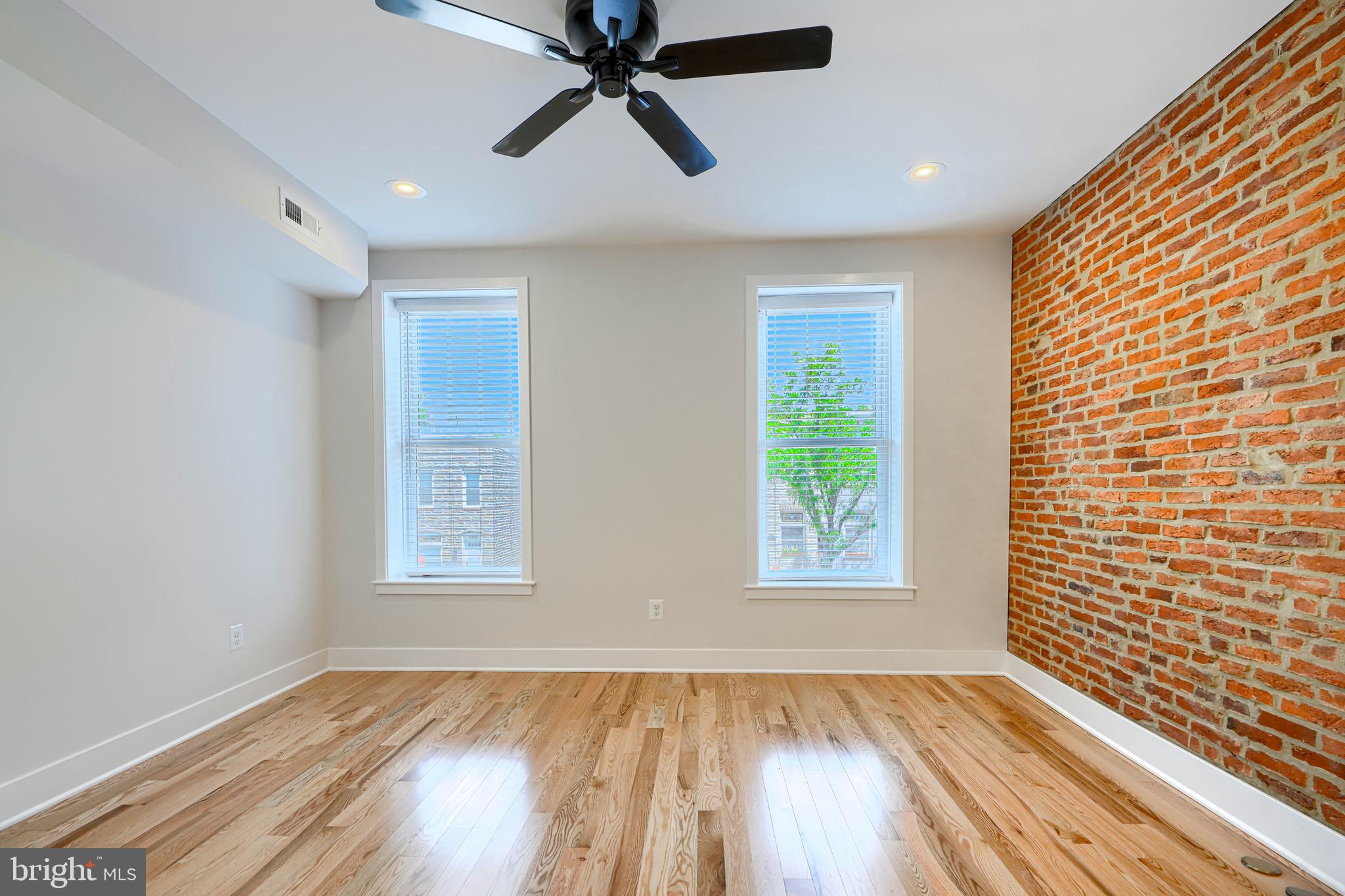 BUTCHERS HILL - Residential