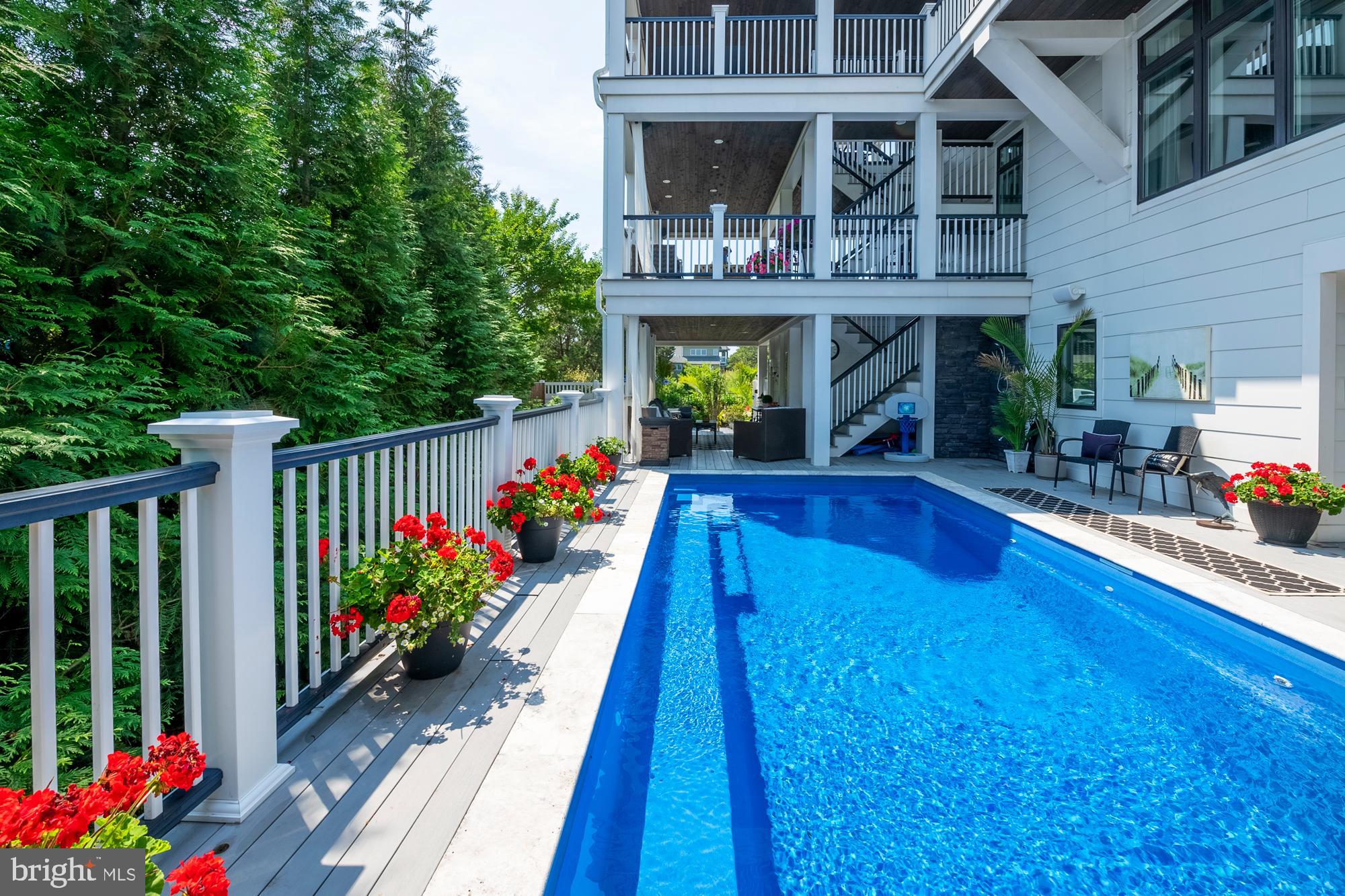 INDIAN BEACH - Residential