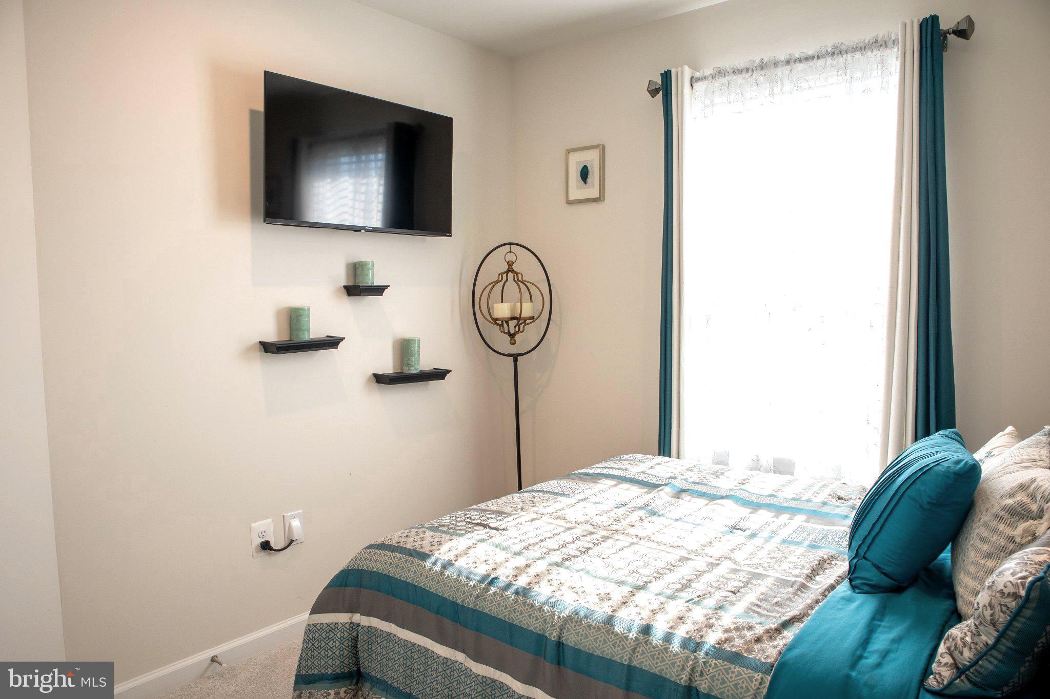 ANCHOR POINT - Residential