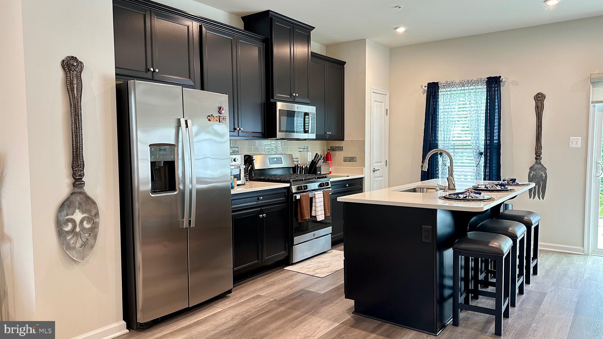 ANCHOR POINT - Residential