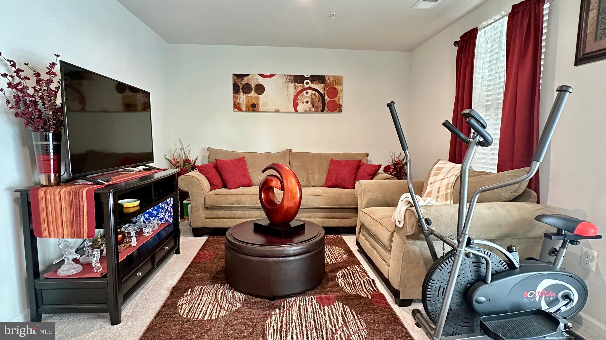 ANCHOR POINT - Residential