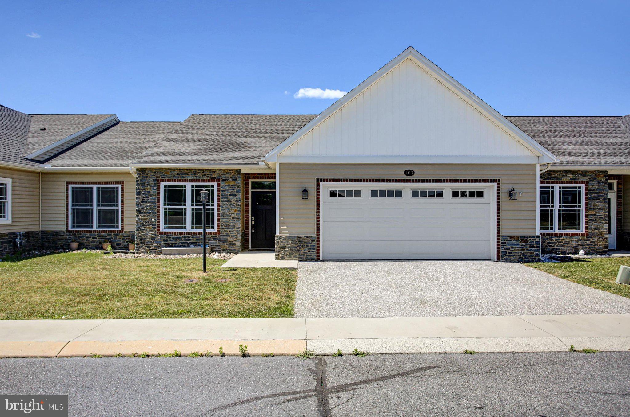 MEADOWSGREEN - Residential