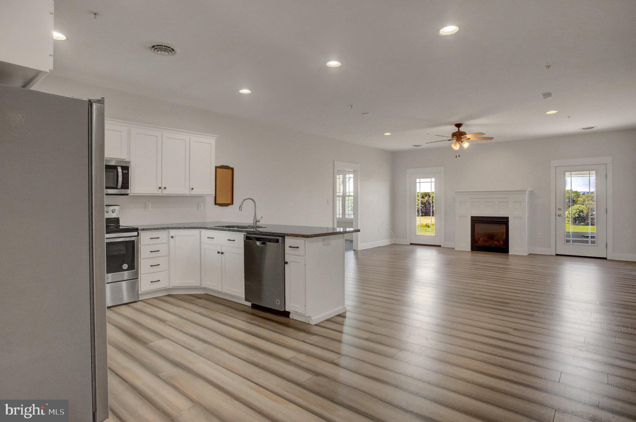 MEADOWSGREEN - Residential