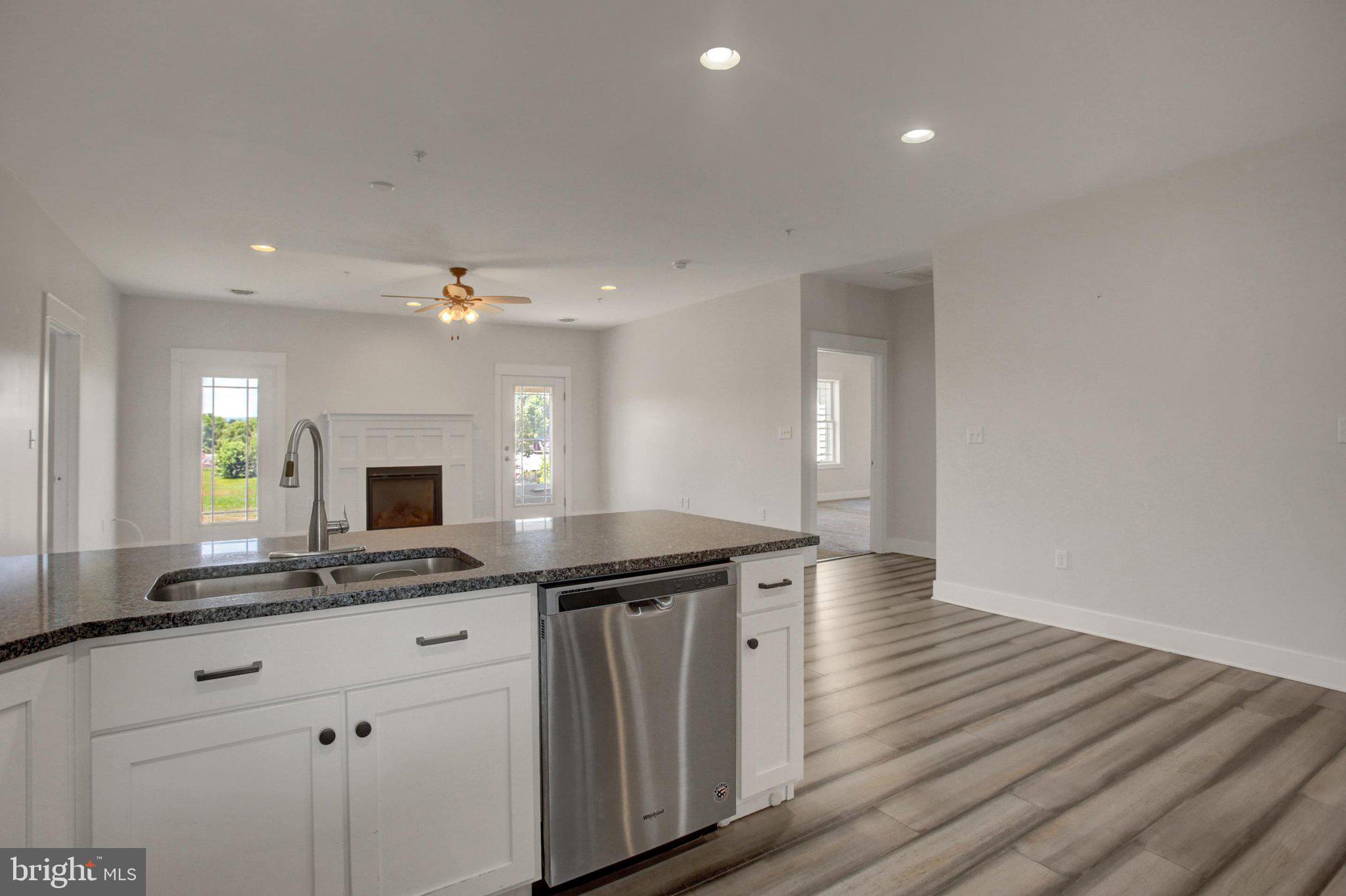MEADOWSGREEN - Residential