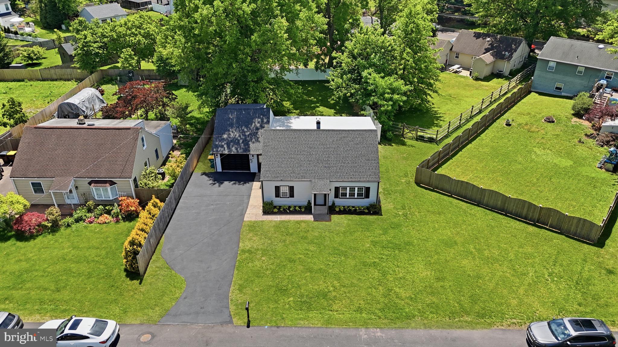 HATFIELD CROSSING - Residential