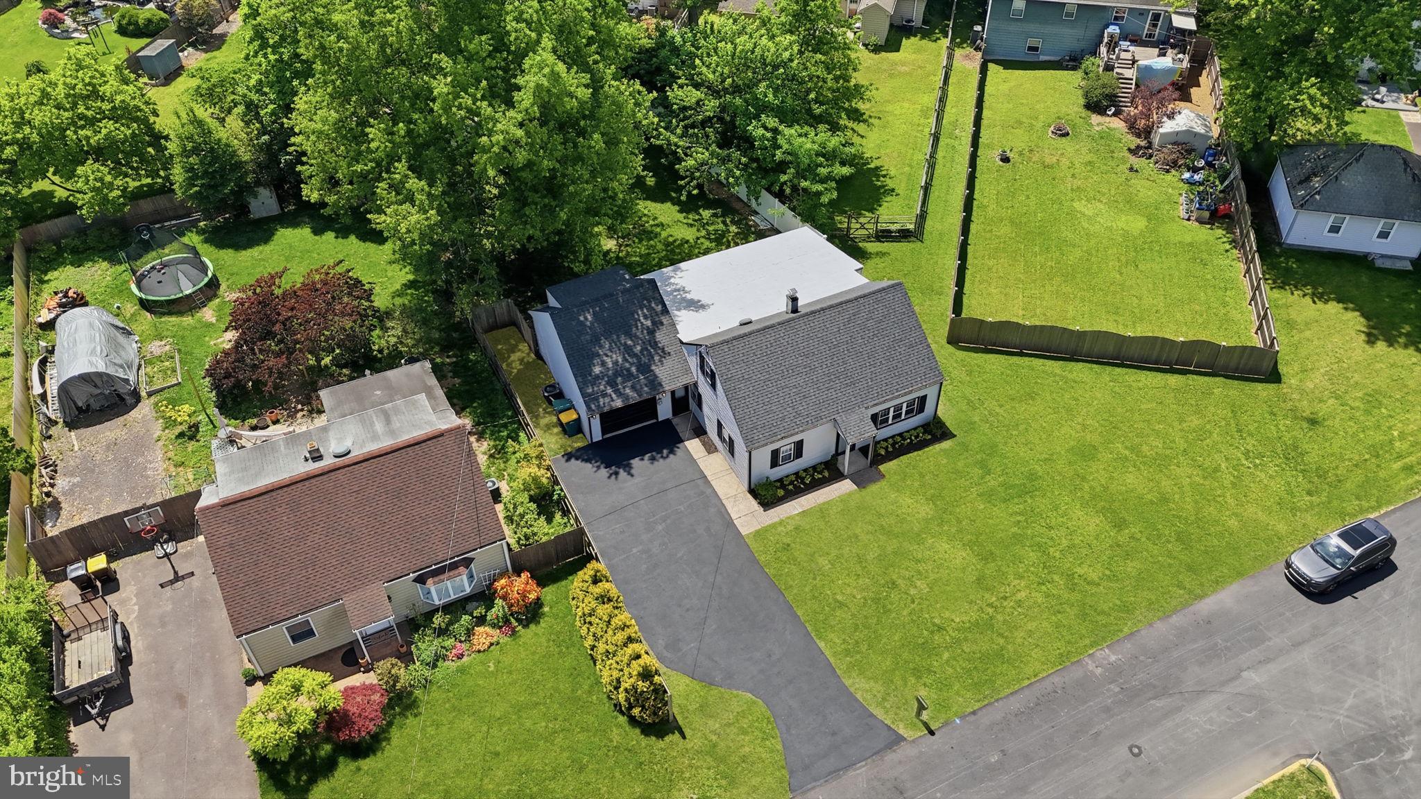 HATFIELD CROSSING - Residential