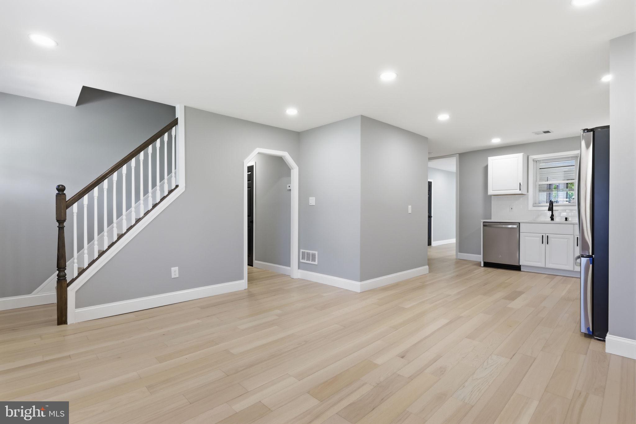 HATFIELD CROSSING - Residential