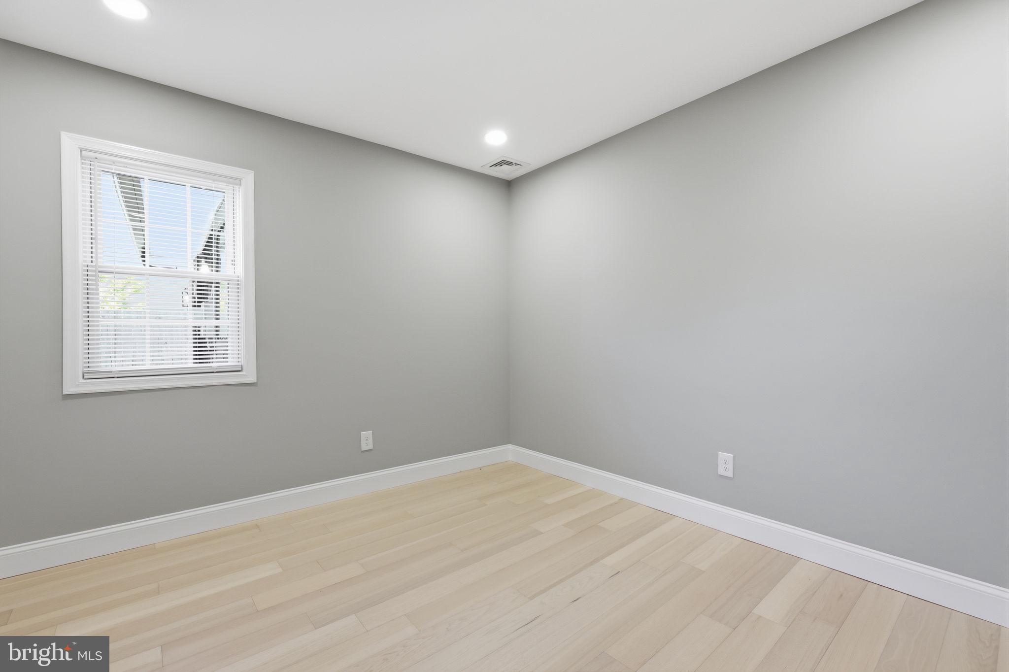 HATFIELD CROSSING - Residential