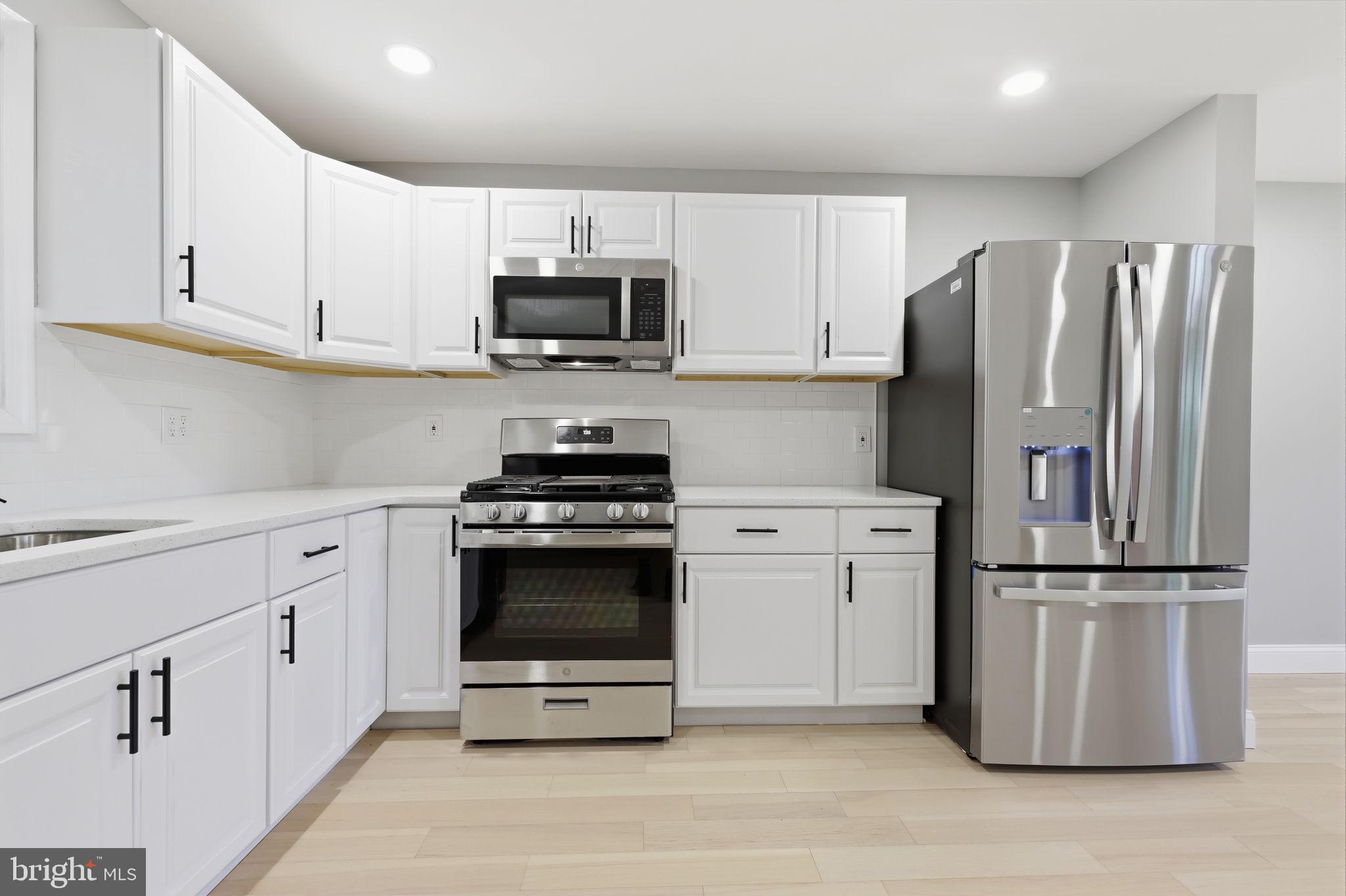 HATFIELD CROSSING - Residential