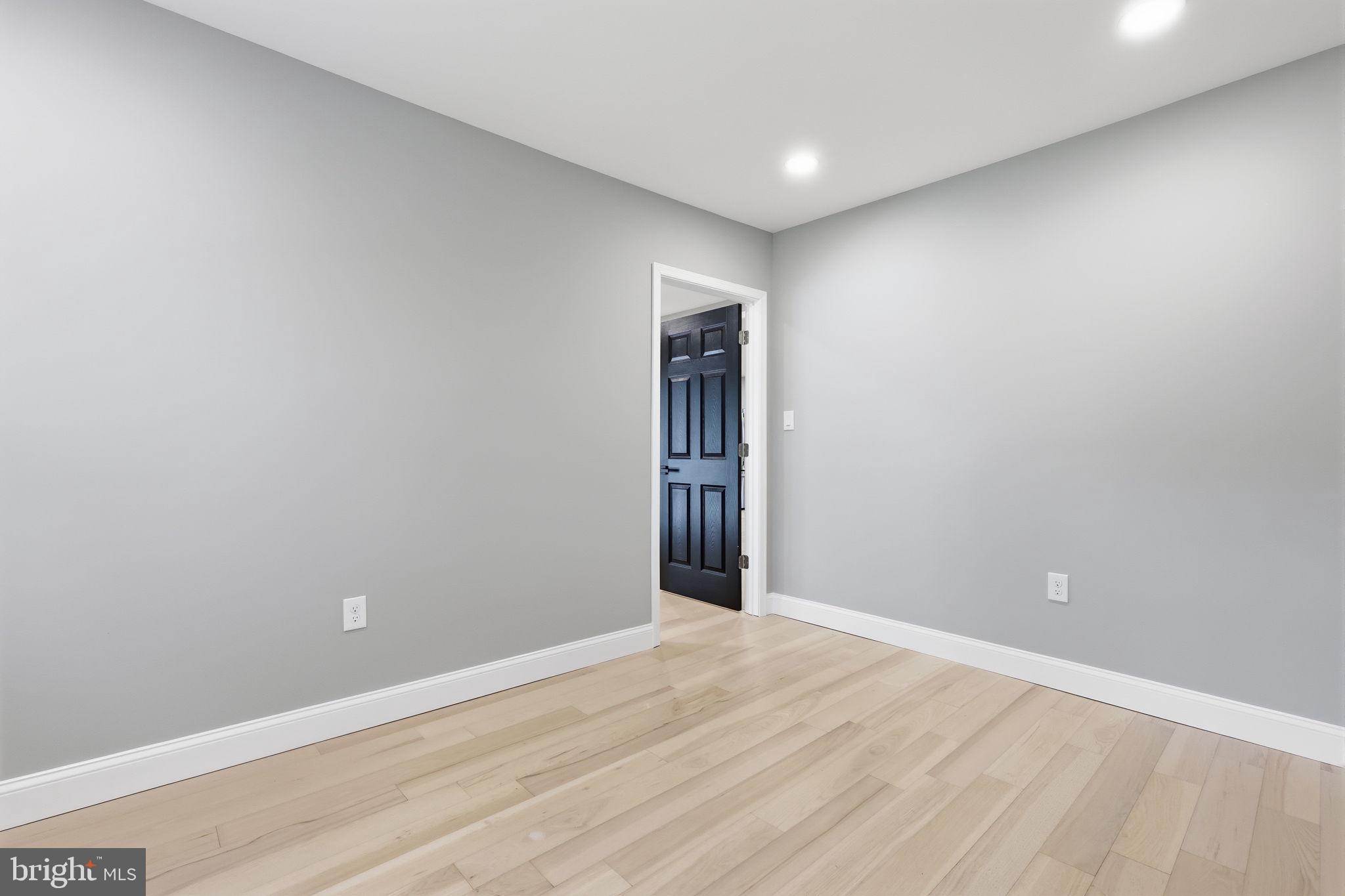 HATFIELD CROSSING - Residential