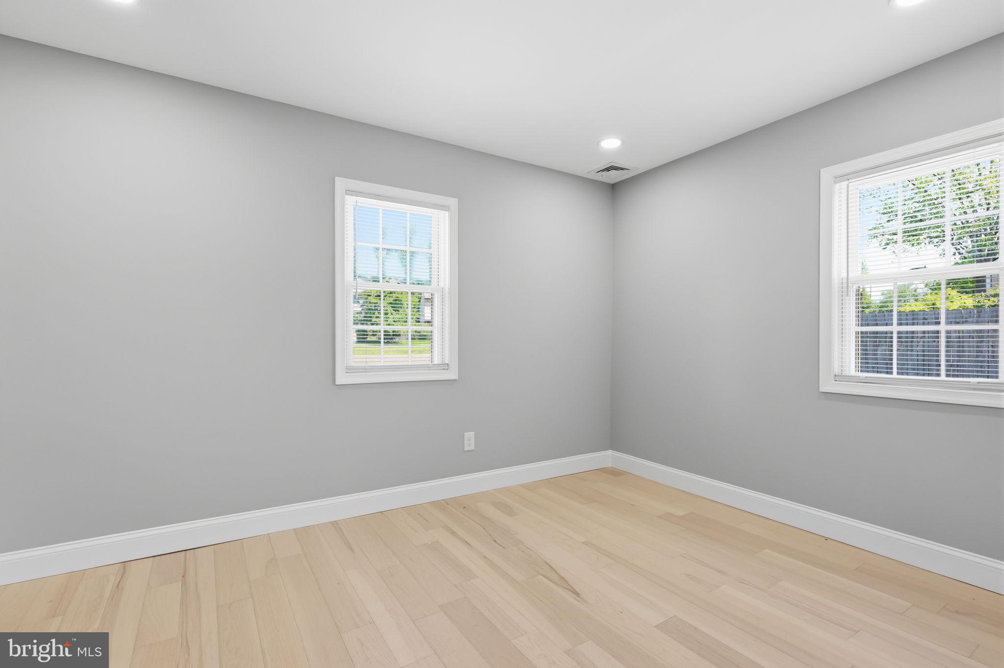 HATFIELD CROSSING - Residential