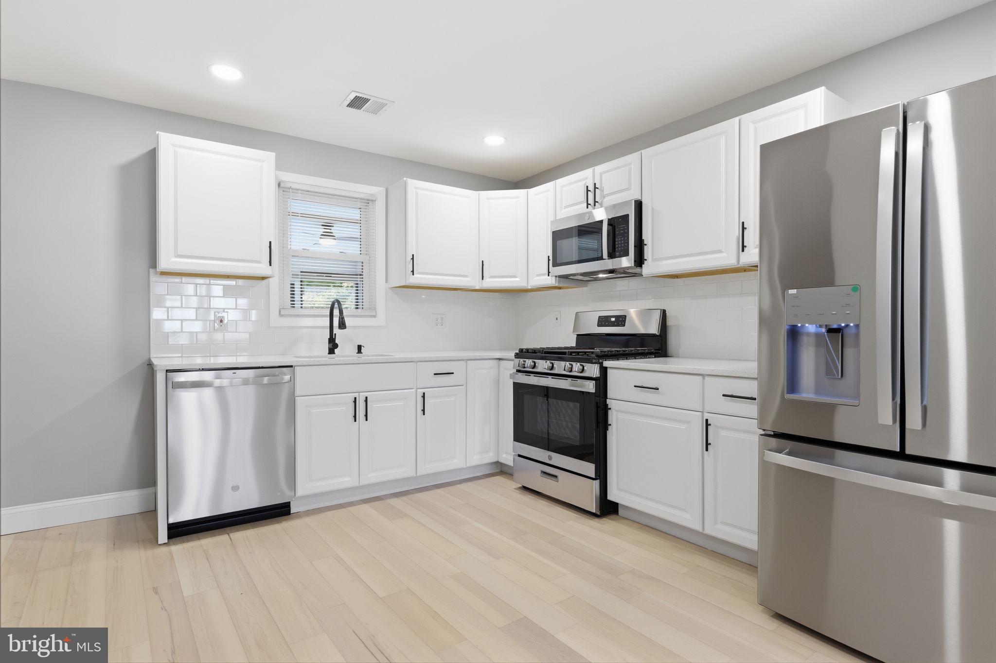 HATFIELD CROSSING - Residential