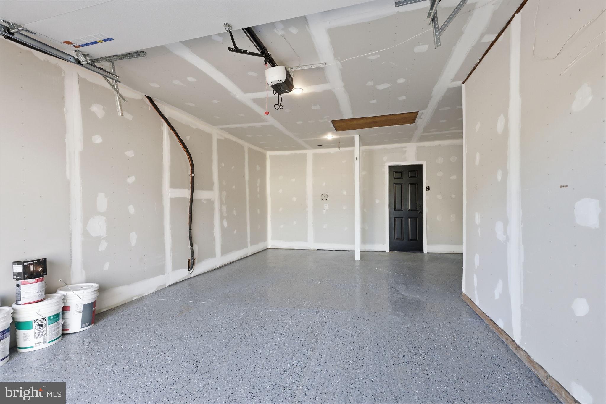 HATFIELD CROSSING - Residential