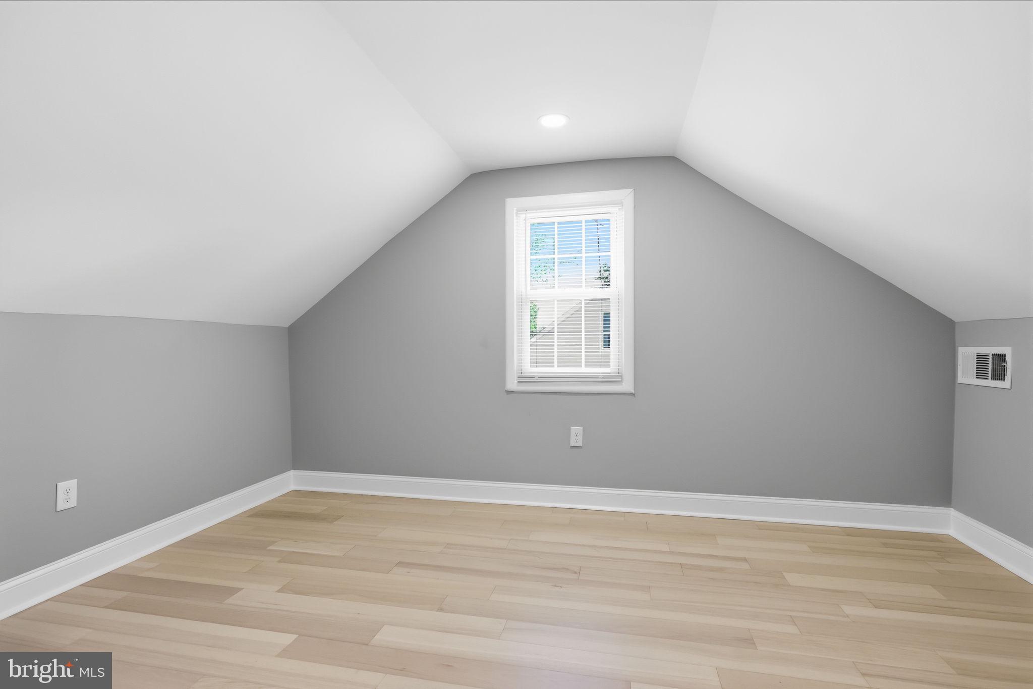 HATFIELD CROSSING - Residential