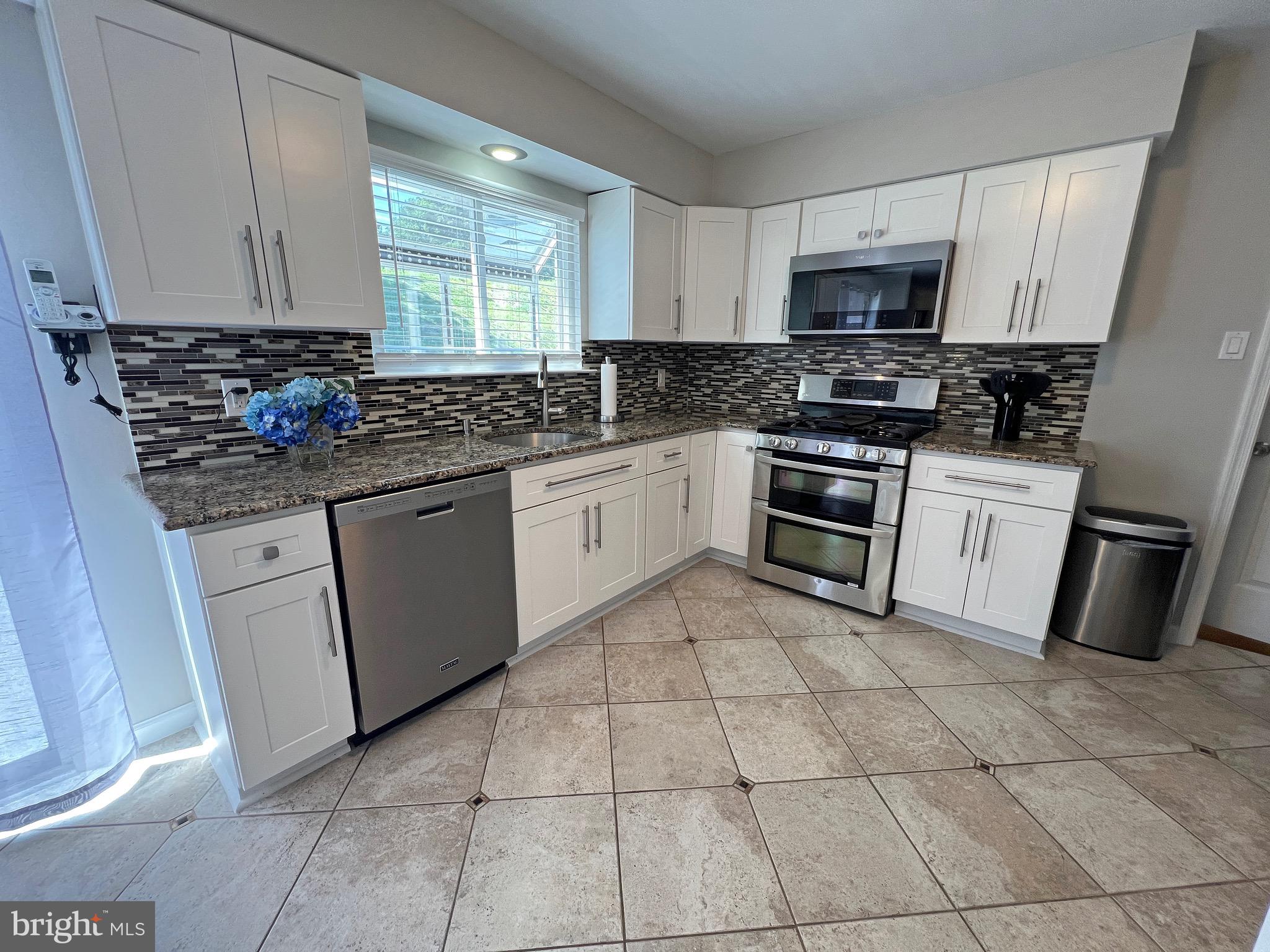 HUNTERS WOODS - Residential