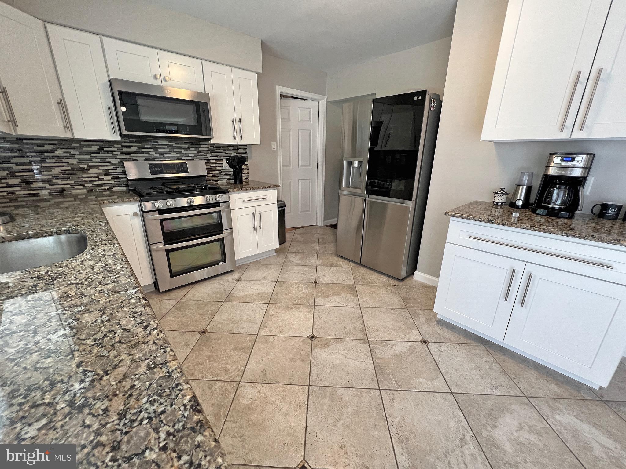 HUNTERS WOODS - Residential