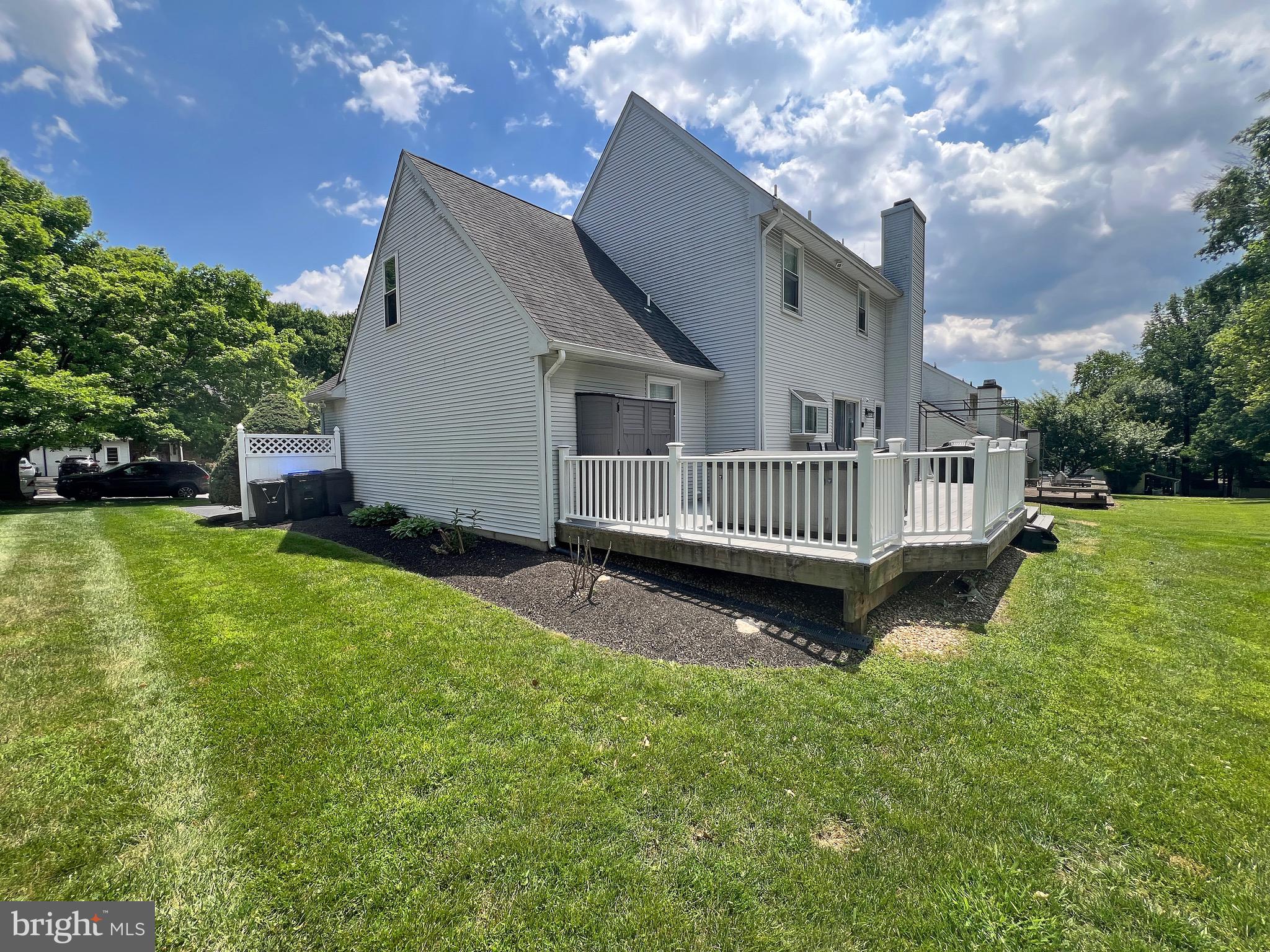 HUNTERS WOODS - Residential