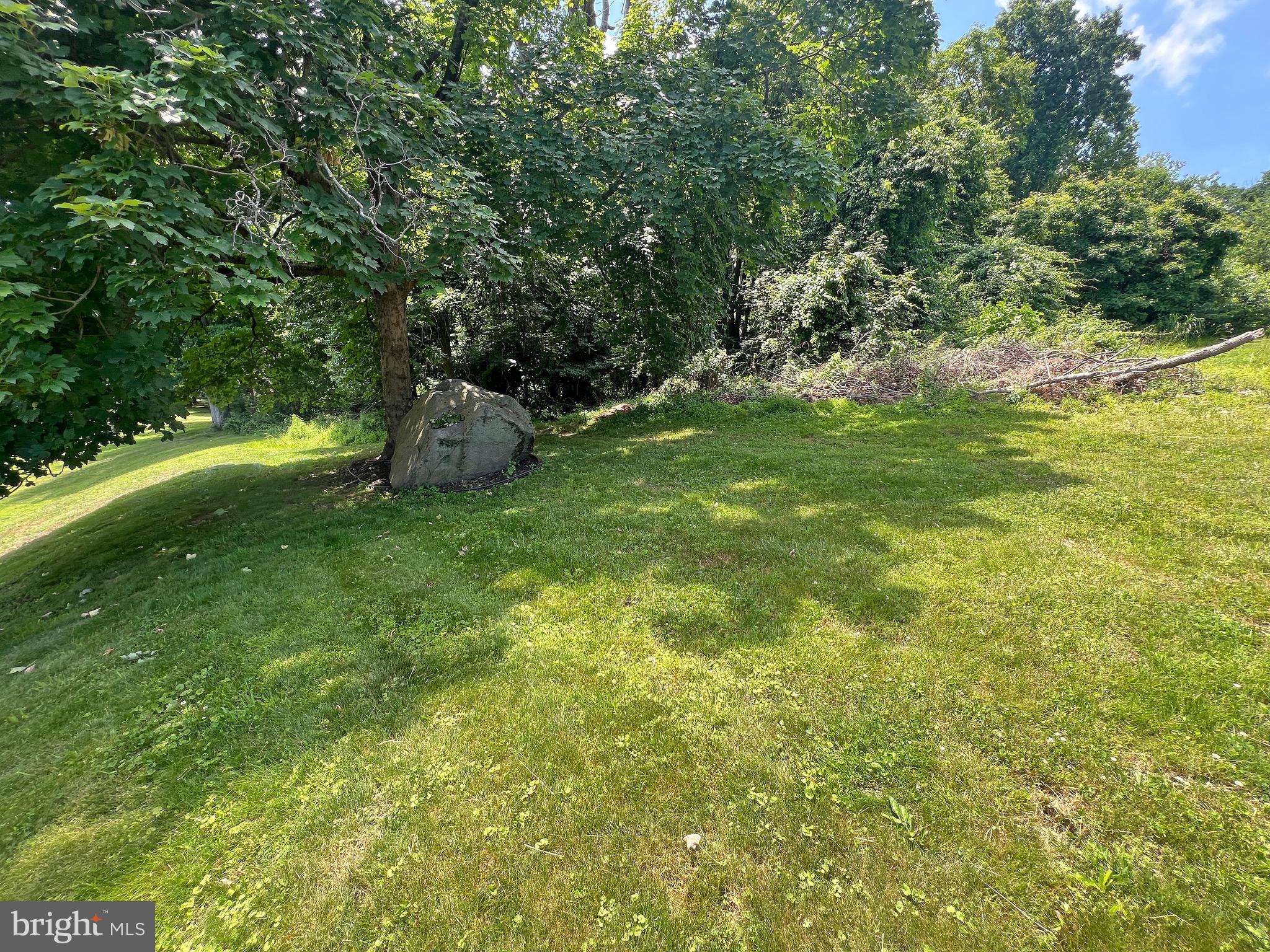 HUNTERS WOODS - Residential
