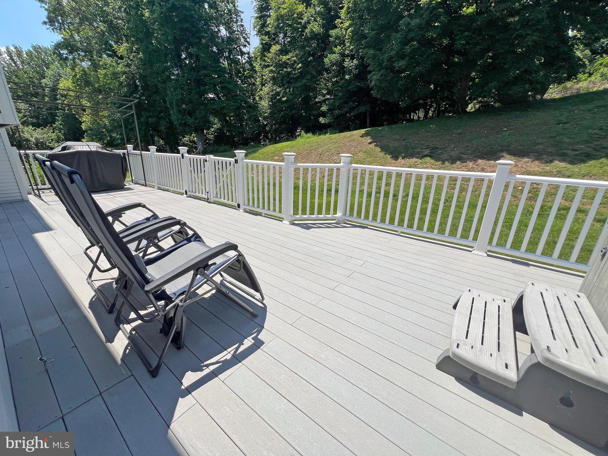 HUNTERS WOODS - Residential