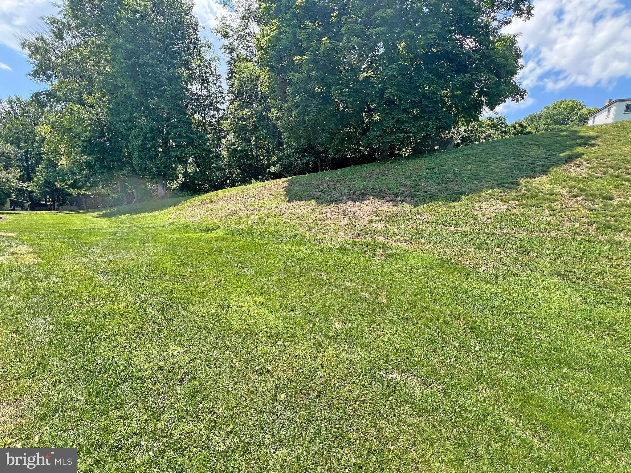 HUNTERS WOODS - Residential