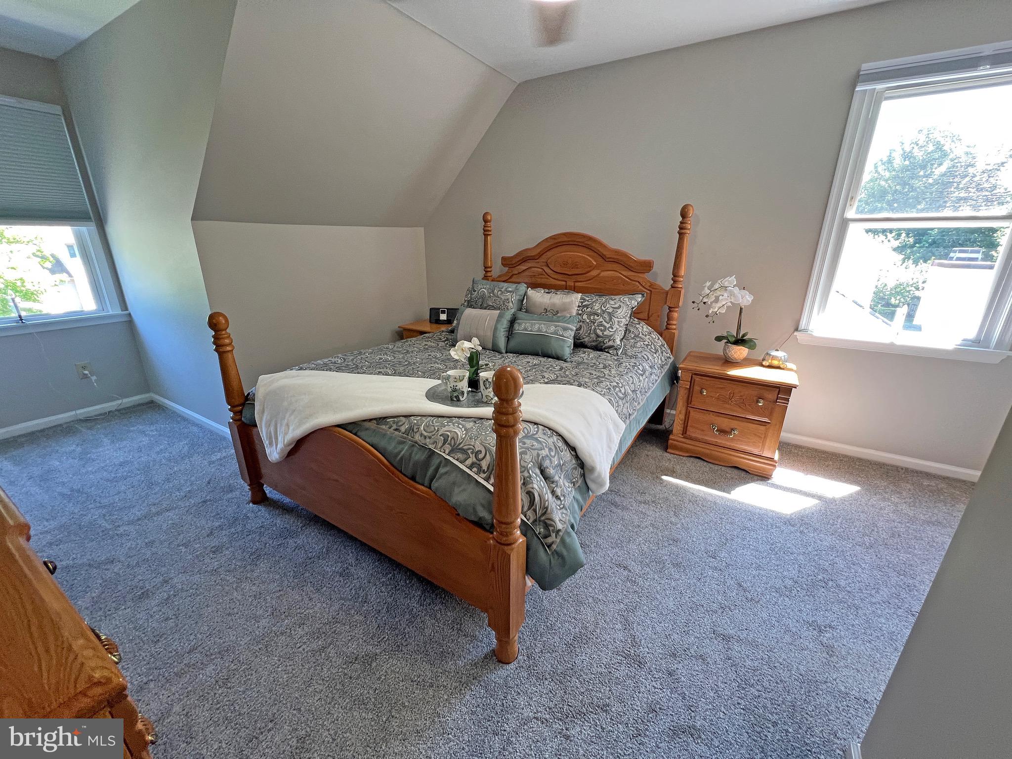 HUNTERS WOODS - Residential