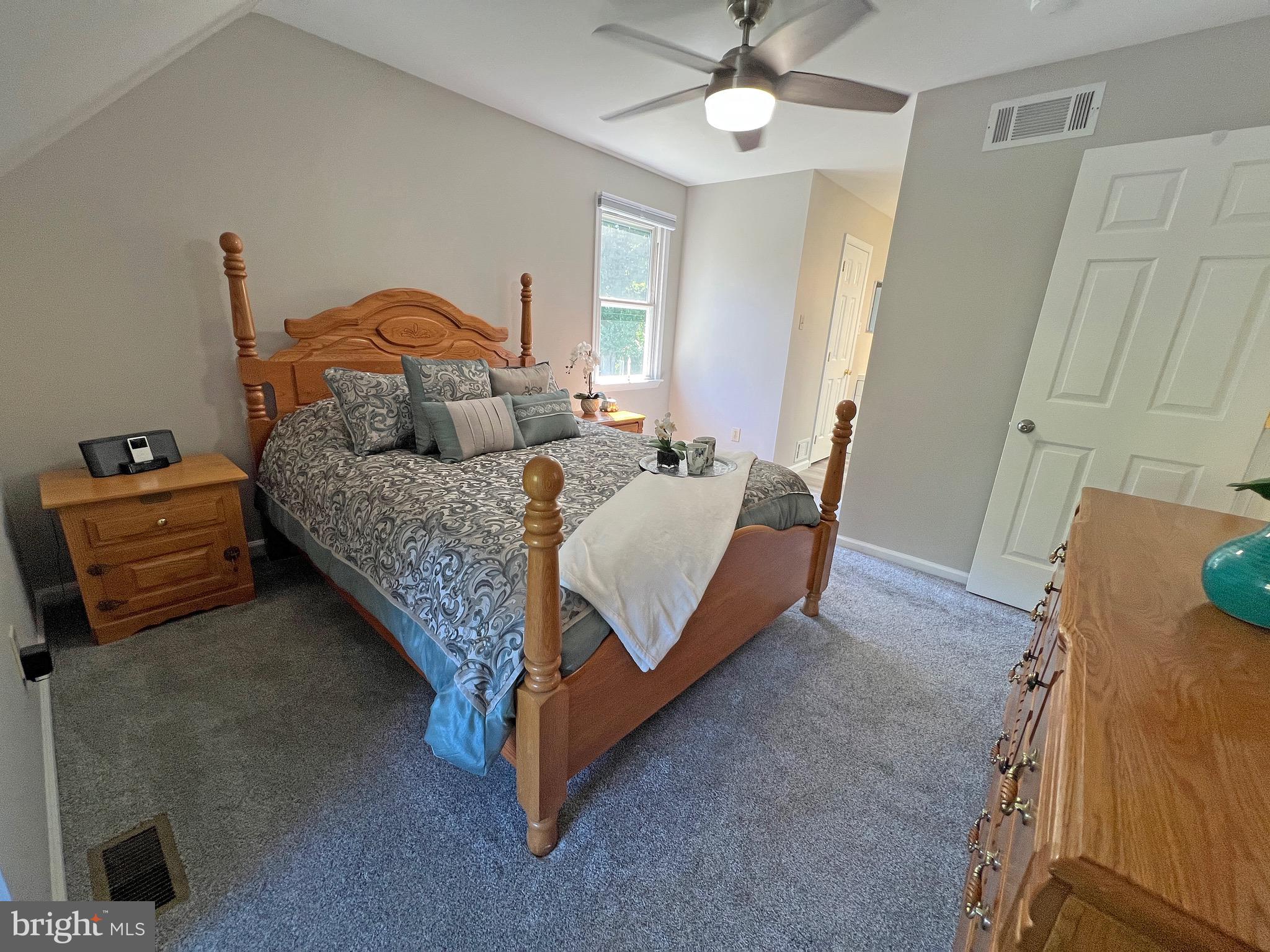 HUNTERS WOODS - Residential