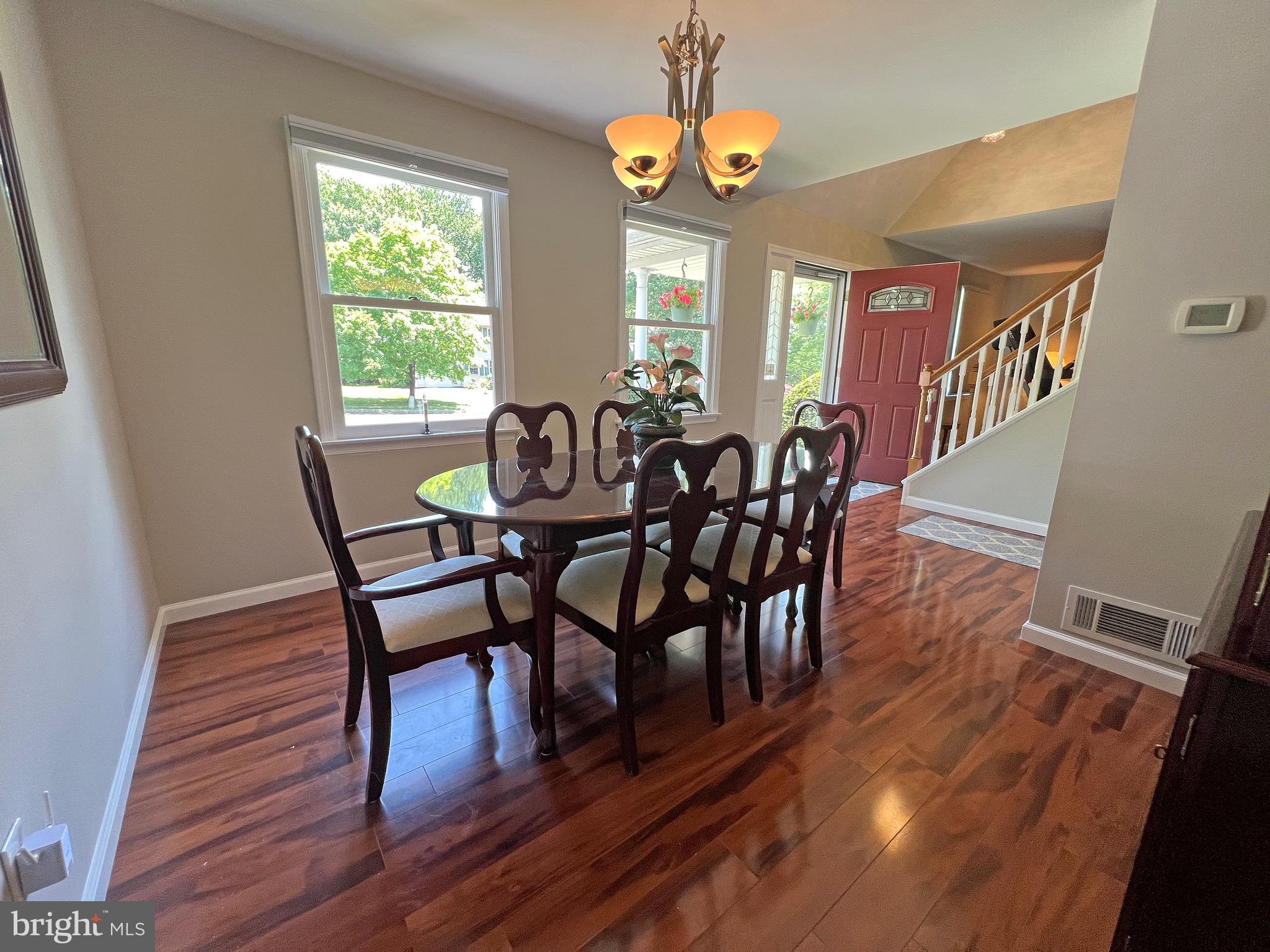 HUNTERS WOODS - Residential