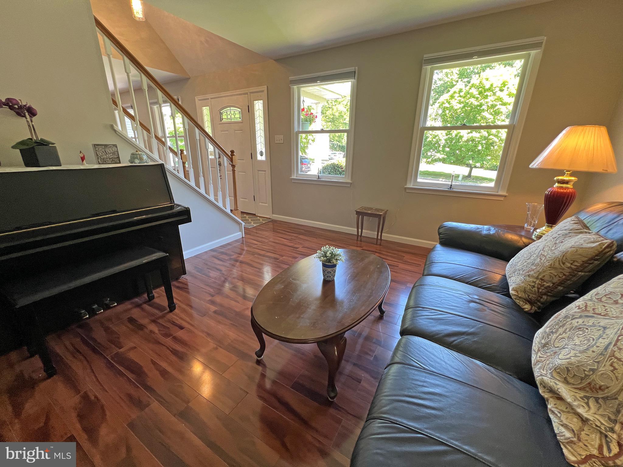 HUNTERS WOODS - Residential