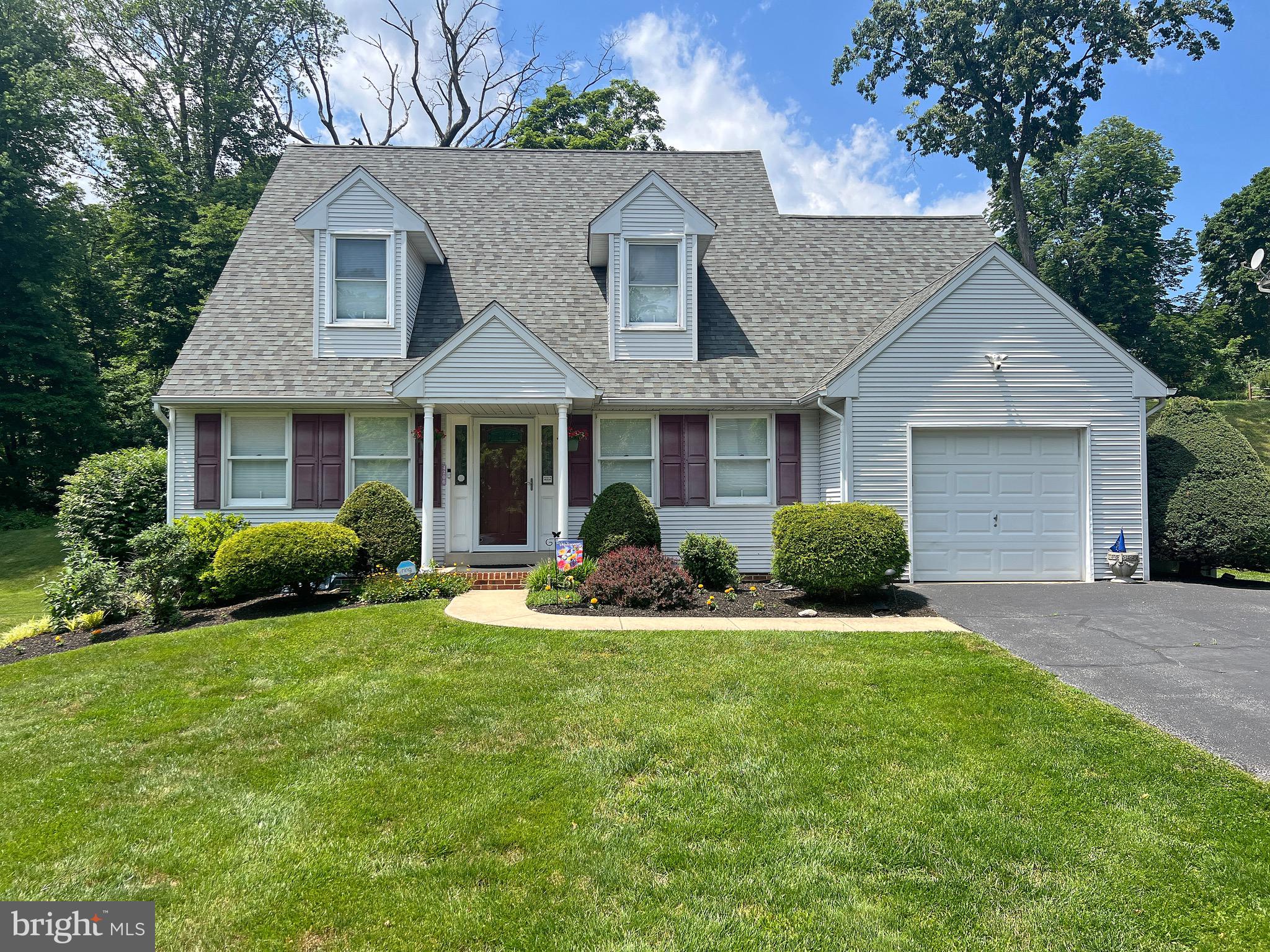 HUNTERS WOODS - Residential