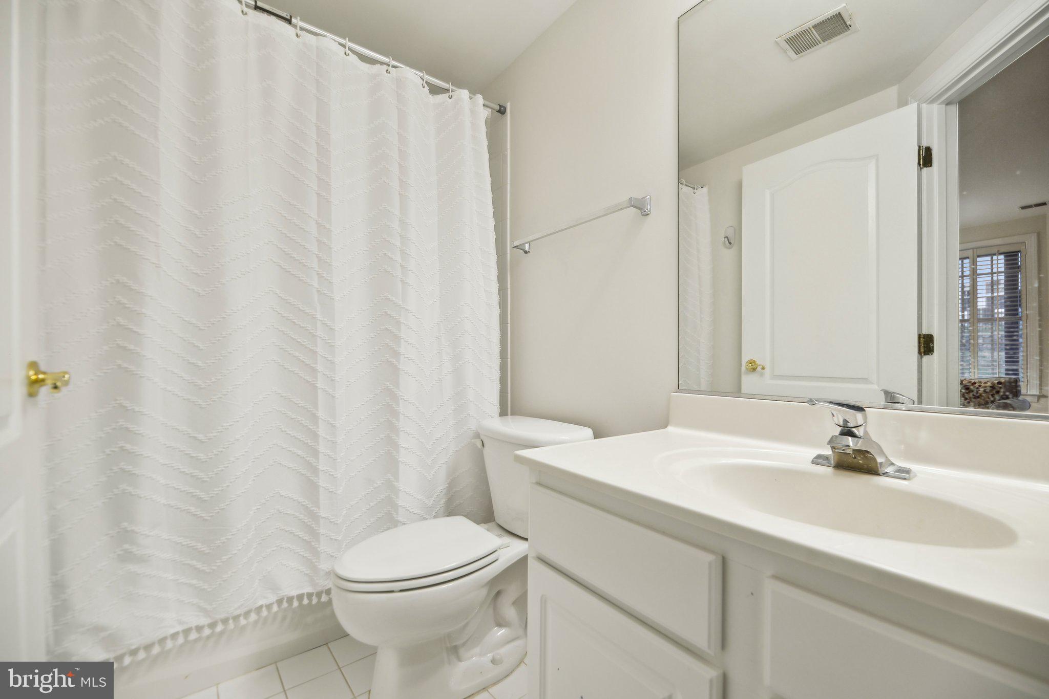 MEDINAH HOMES - Residential Lease