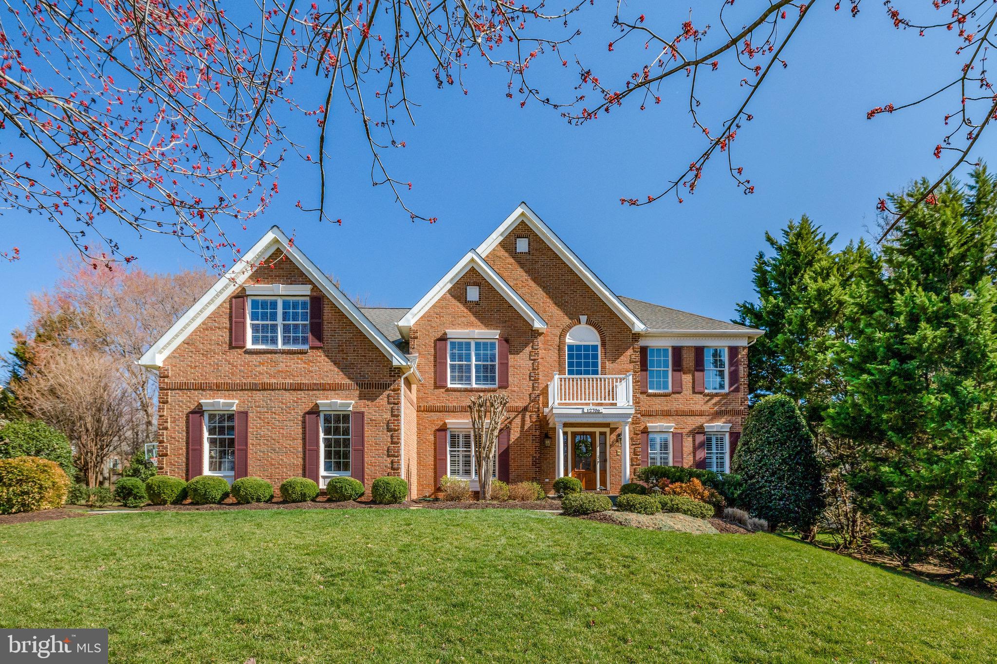 OAKTON RIDGE - Residential