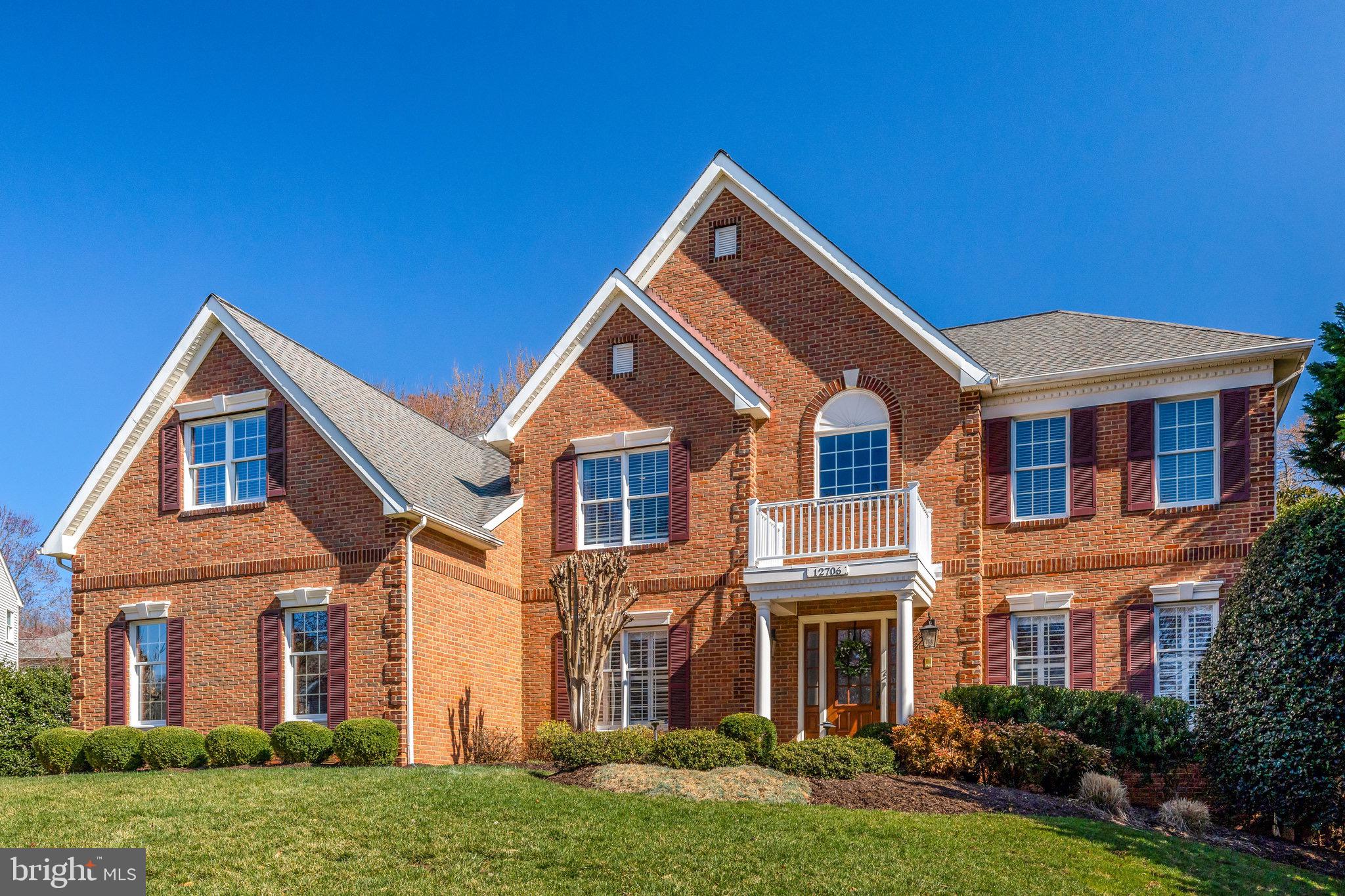 OAKTON RIDGE - Residential