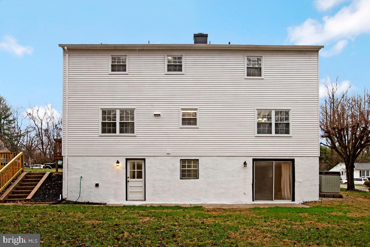WOODBRIDGE VALLEY - Residential