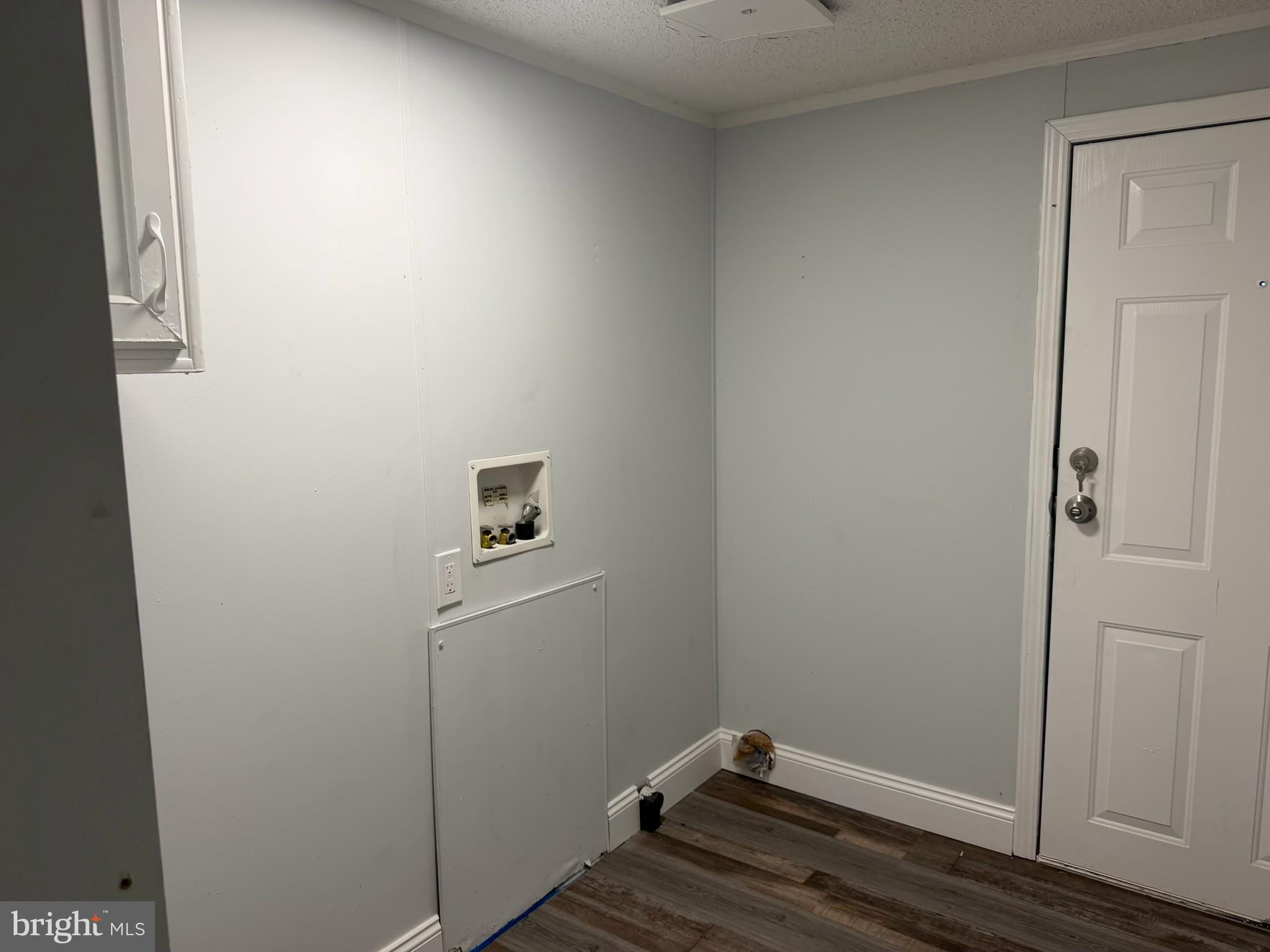 MEADOW RUN - Residential