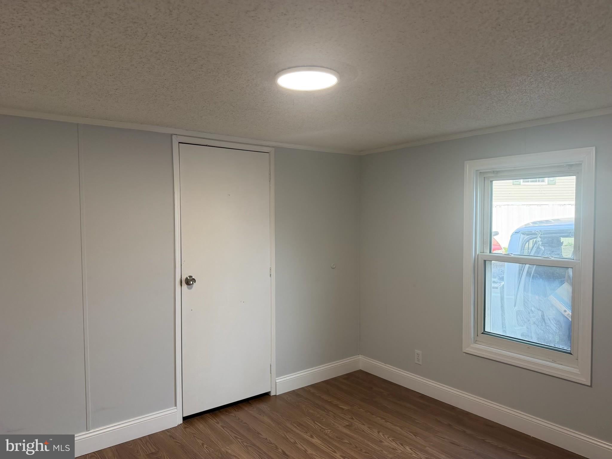 MEADOW RUN - Residential