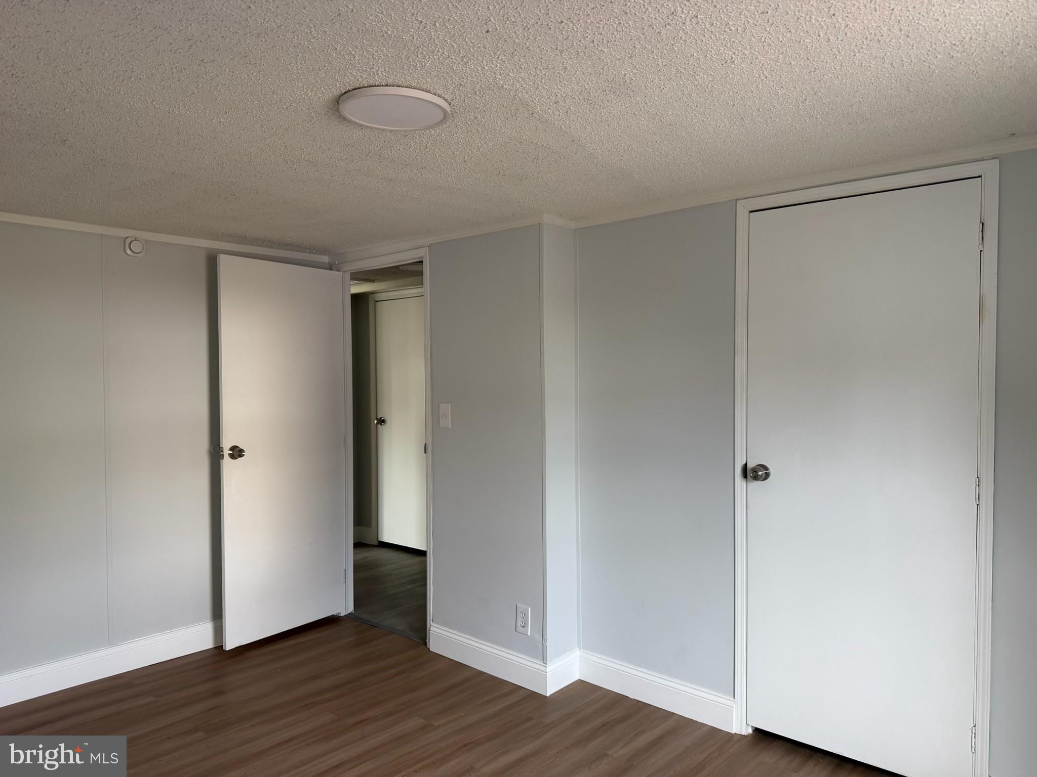 MEADOW RUN - Residential