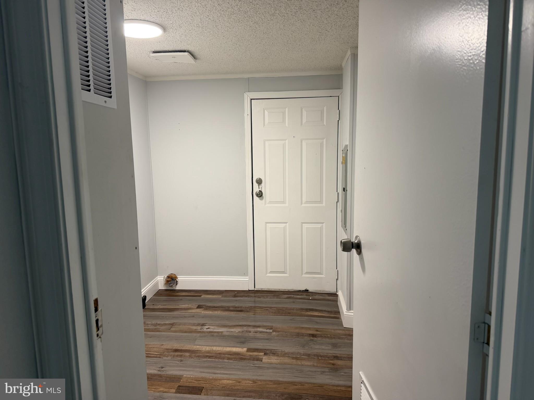MEADOW RUN - Residential