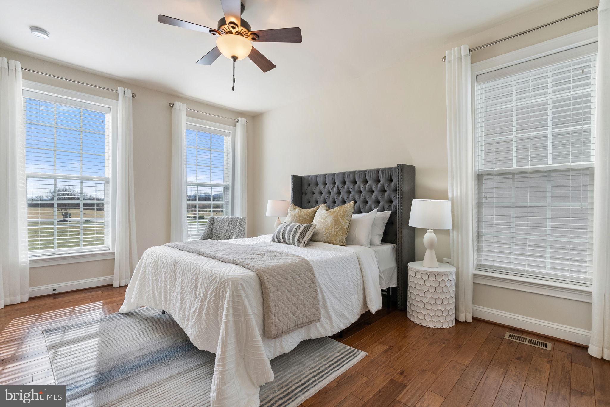 BLACK OAK RIDGE - Residential